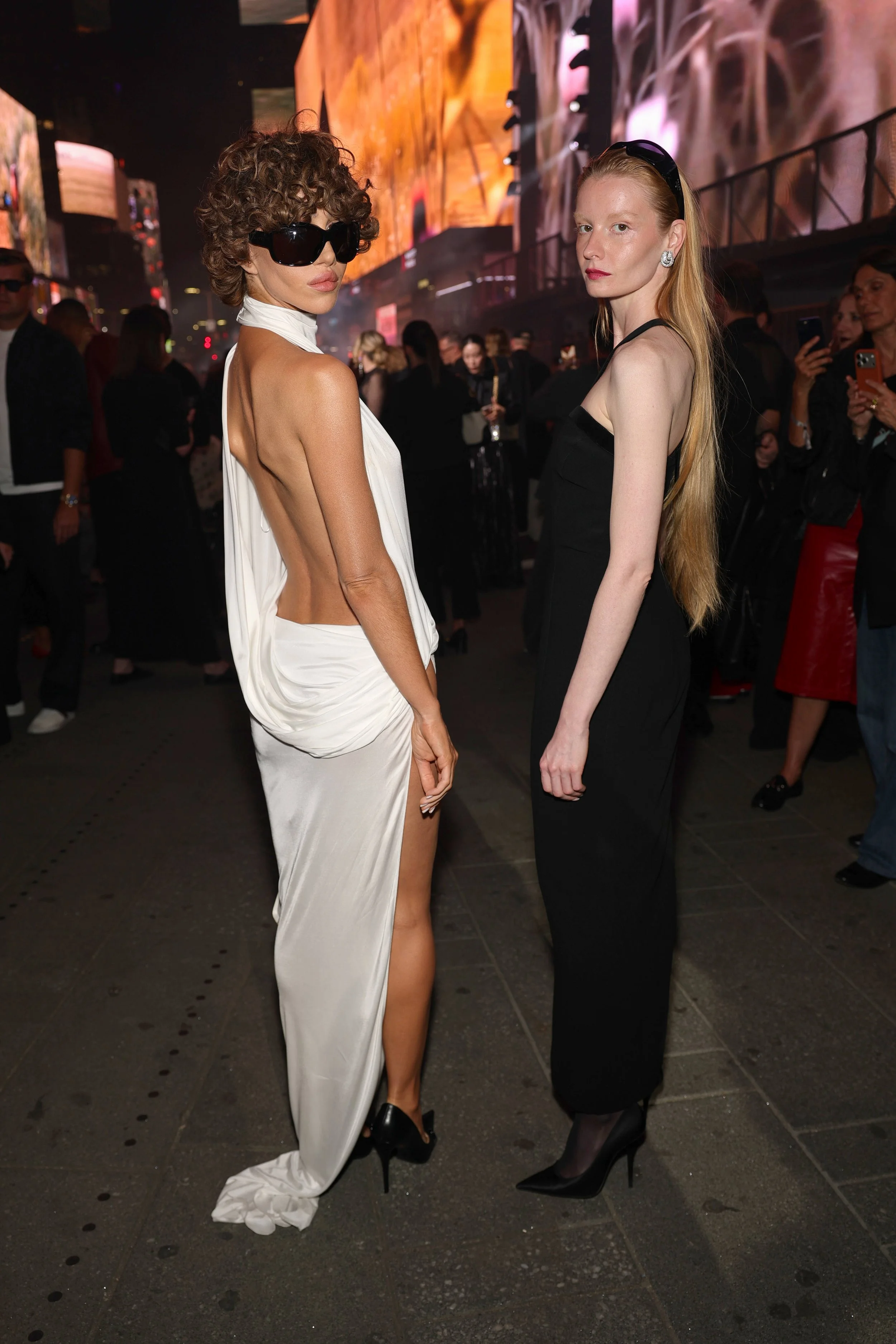 Nadia_Lee_Cohen_and_Zizi_Donohoe-low_definition.jpg
