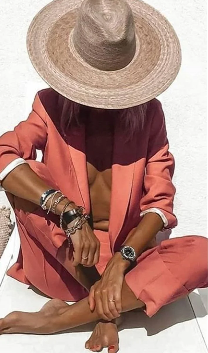 The New Golden Hour: Why Self‑Tanning Has Become the Modern Summer Essential