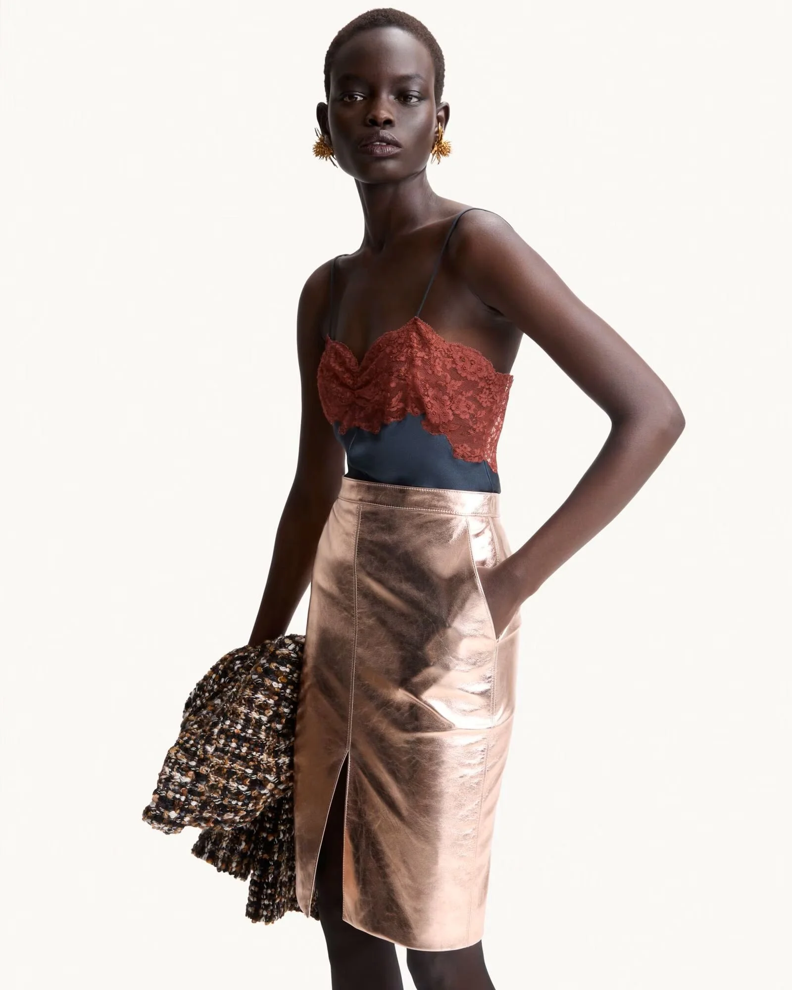 The Return of the Pencil Skirt: Why This Fall’s Key Silhouette Pairs Perfectly with Slingback Shoes