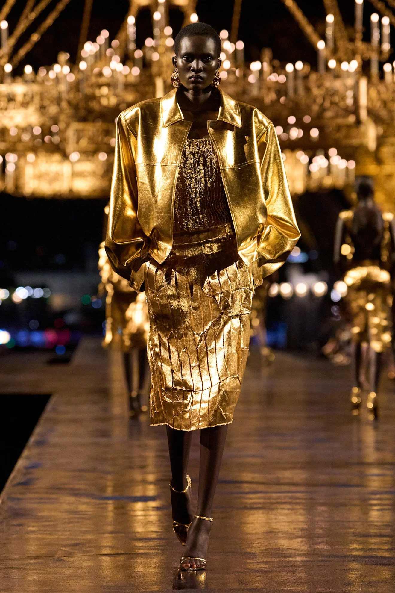 Saint Laurent S27 023.jpg