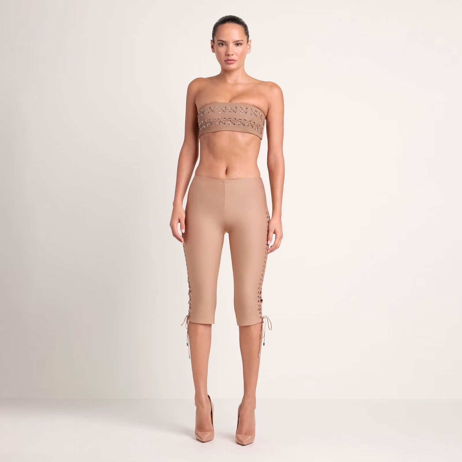 skims body capri