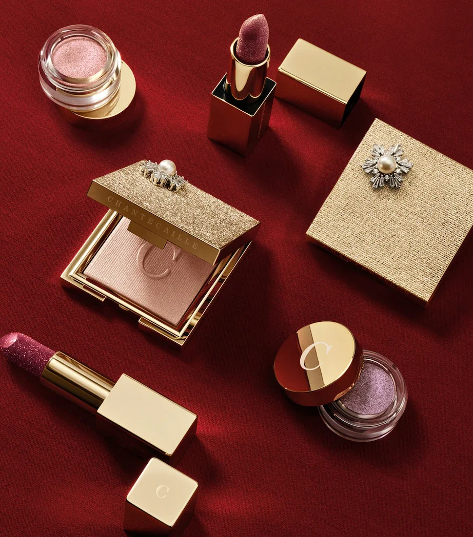 The Gold Beauty Trend: Makeup, Skincare and Fragrance That Shine