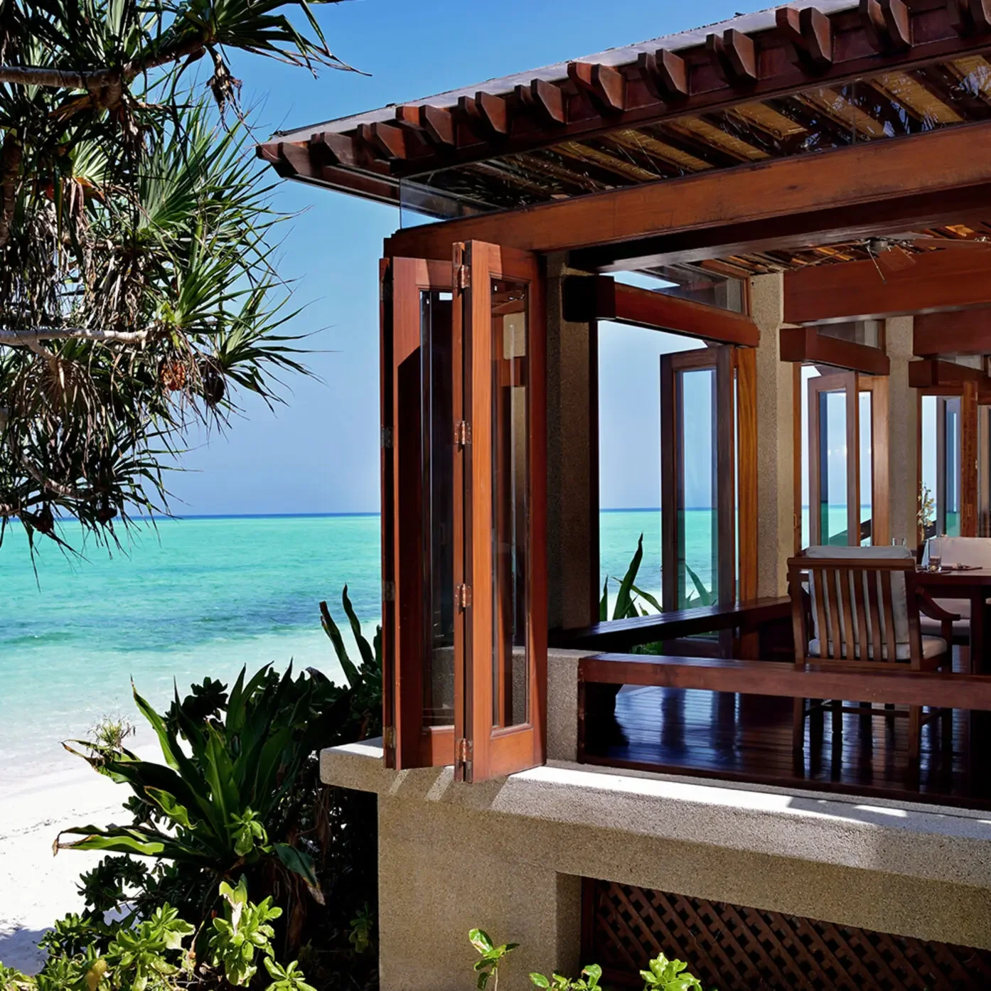 Lagoon-Club,-Amanpulo,-Philippines,-Square.webp