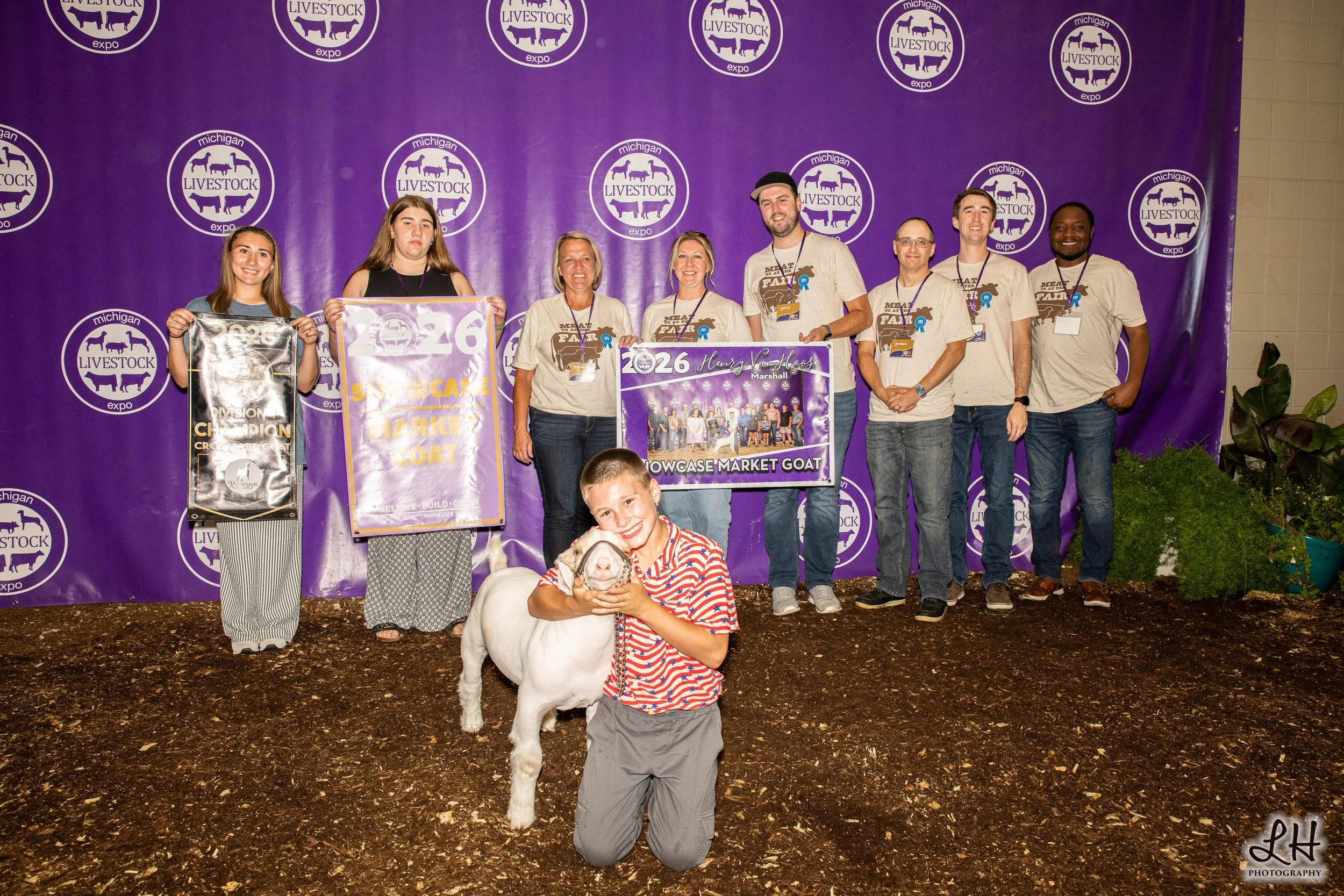 Saleabration backdrop 2026 Showcase Market Goat shown by Henry VanHoose