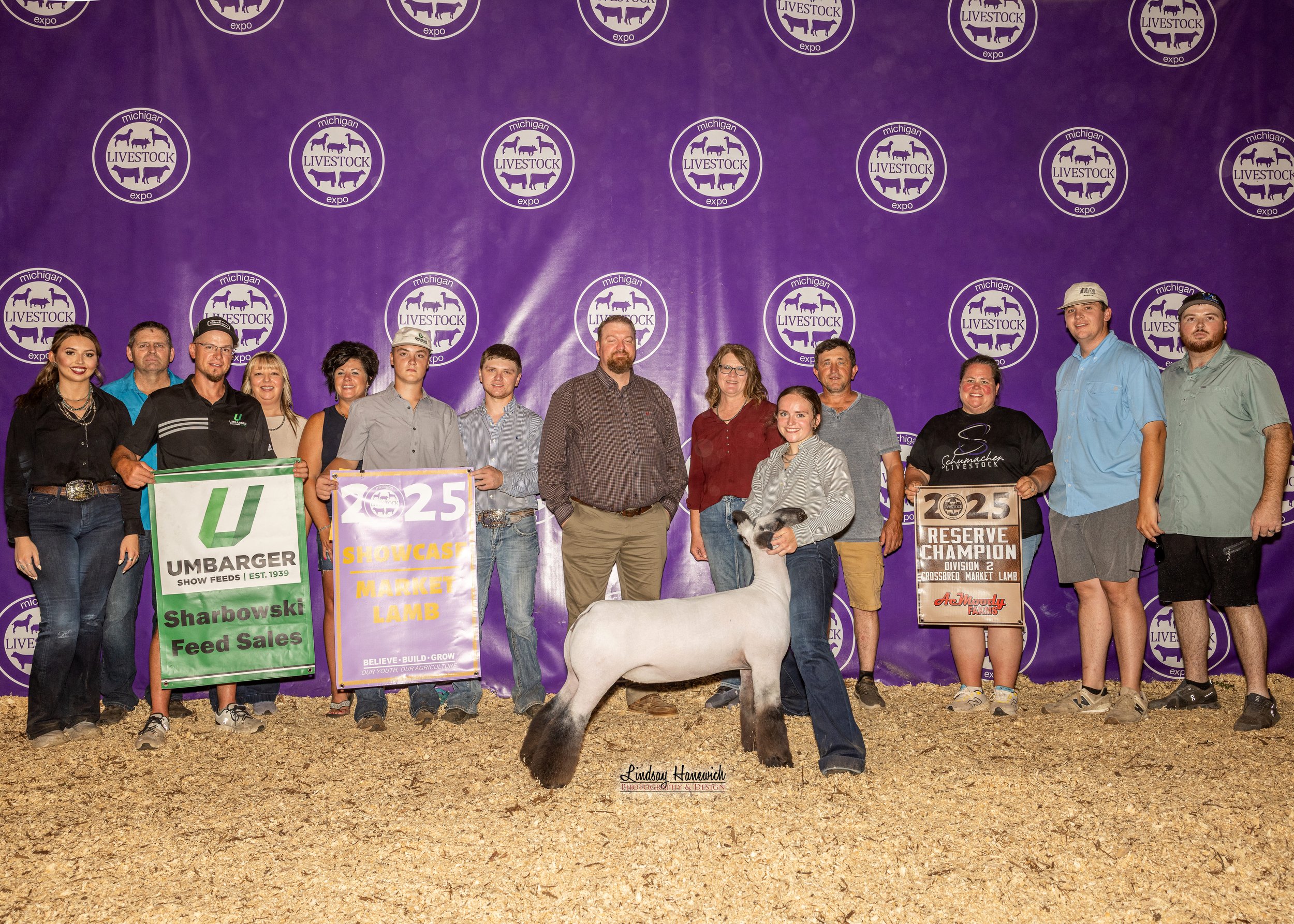 2025 MLE Market Lamb Results Showcase Market Lamb Shown by Maddie Laskowski