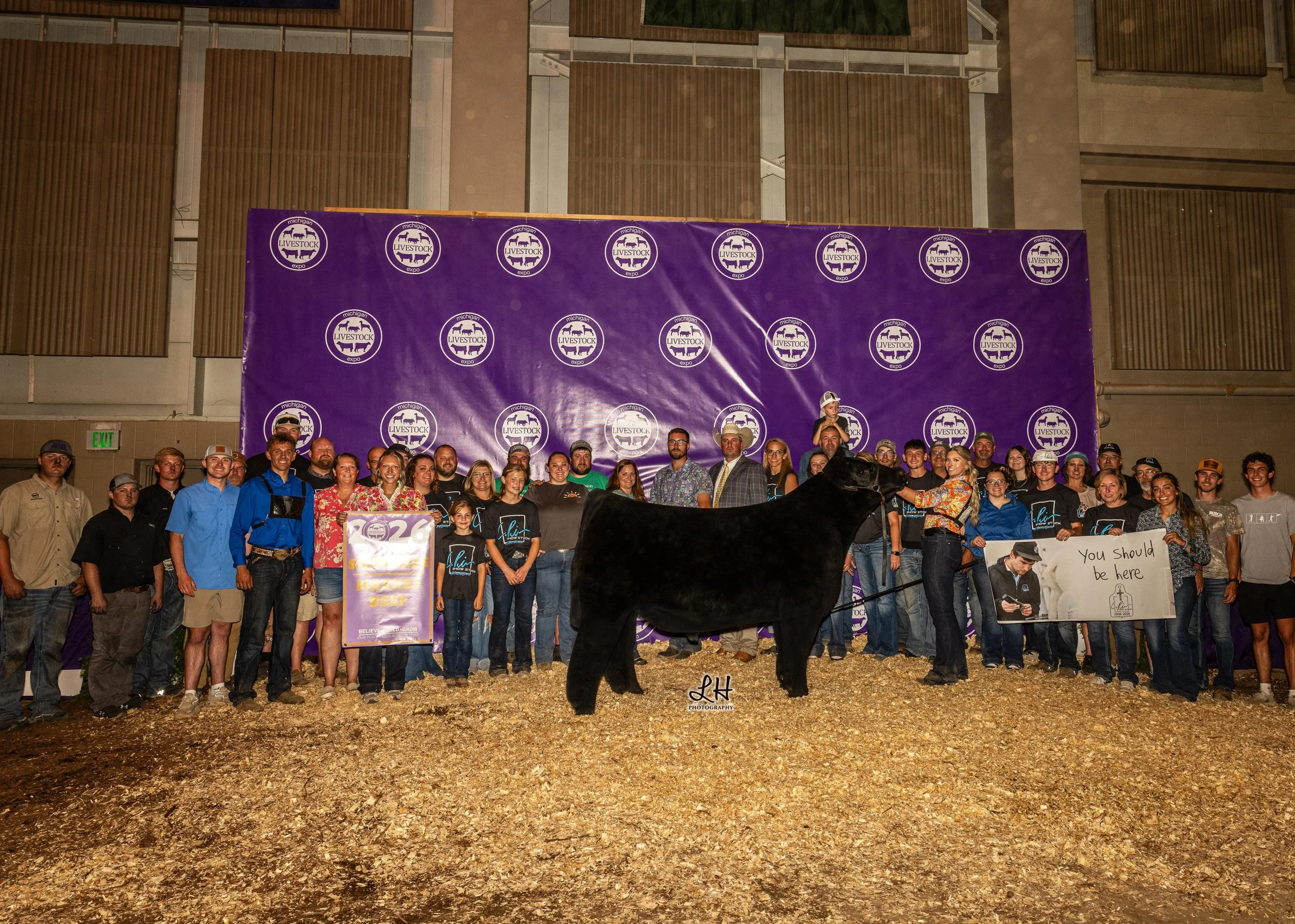 Showcase Market Beef backdrop photo shown by Jordyn Chant 2026