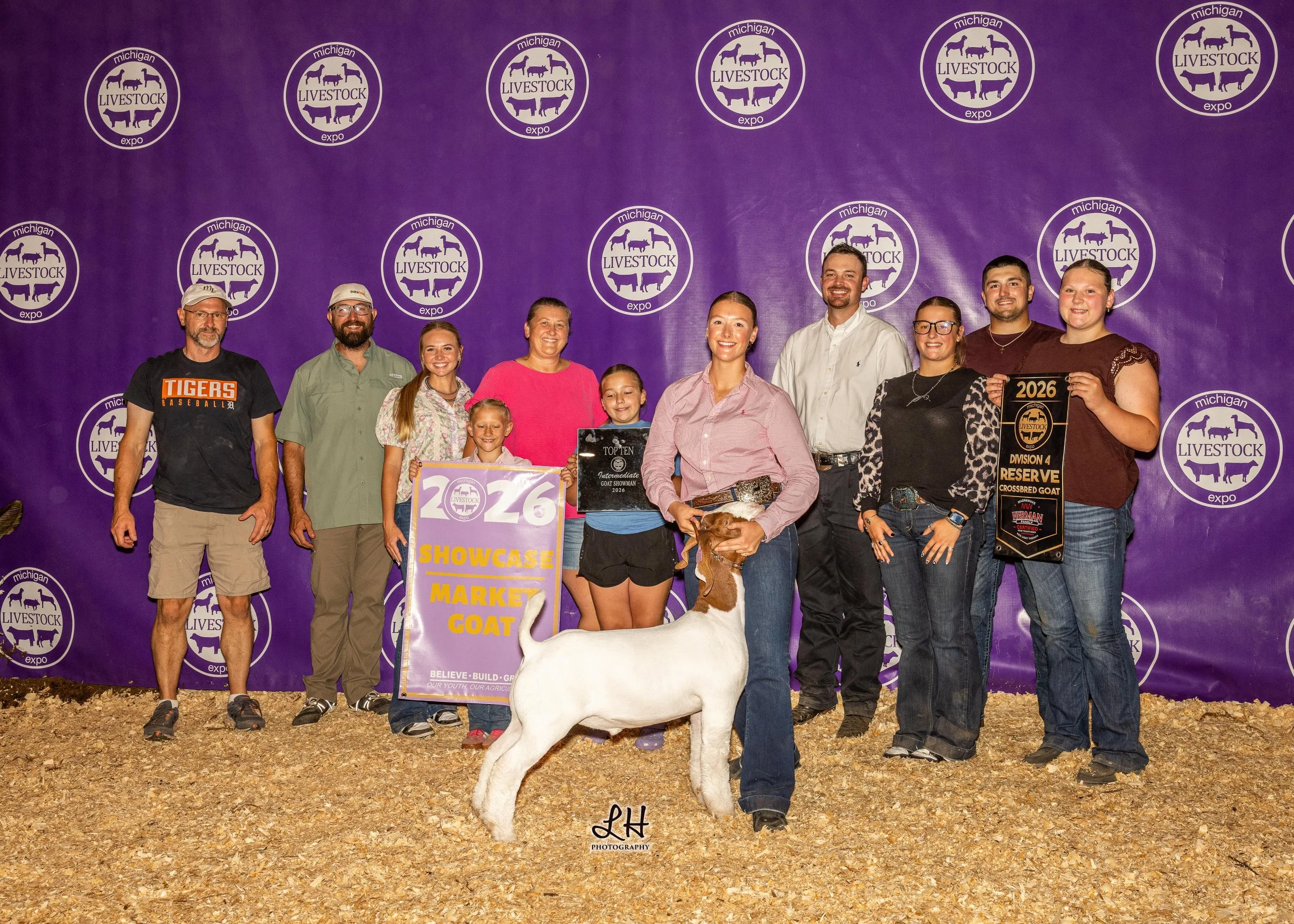 MLE 2026 backdrop Showcase Market Goat shown by Ellory Albrecht