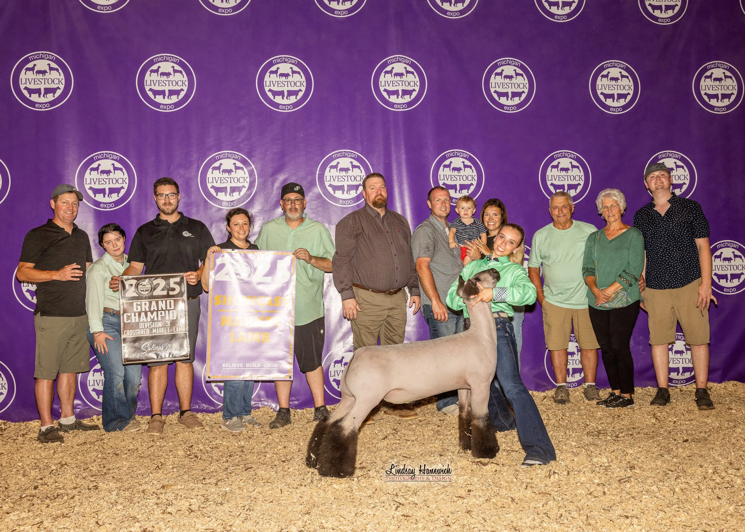 2025 MLE Market Lamb Results Showcase Market Lamb shown by Mikaela Talbot