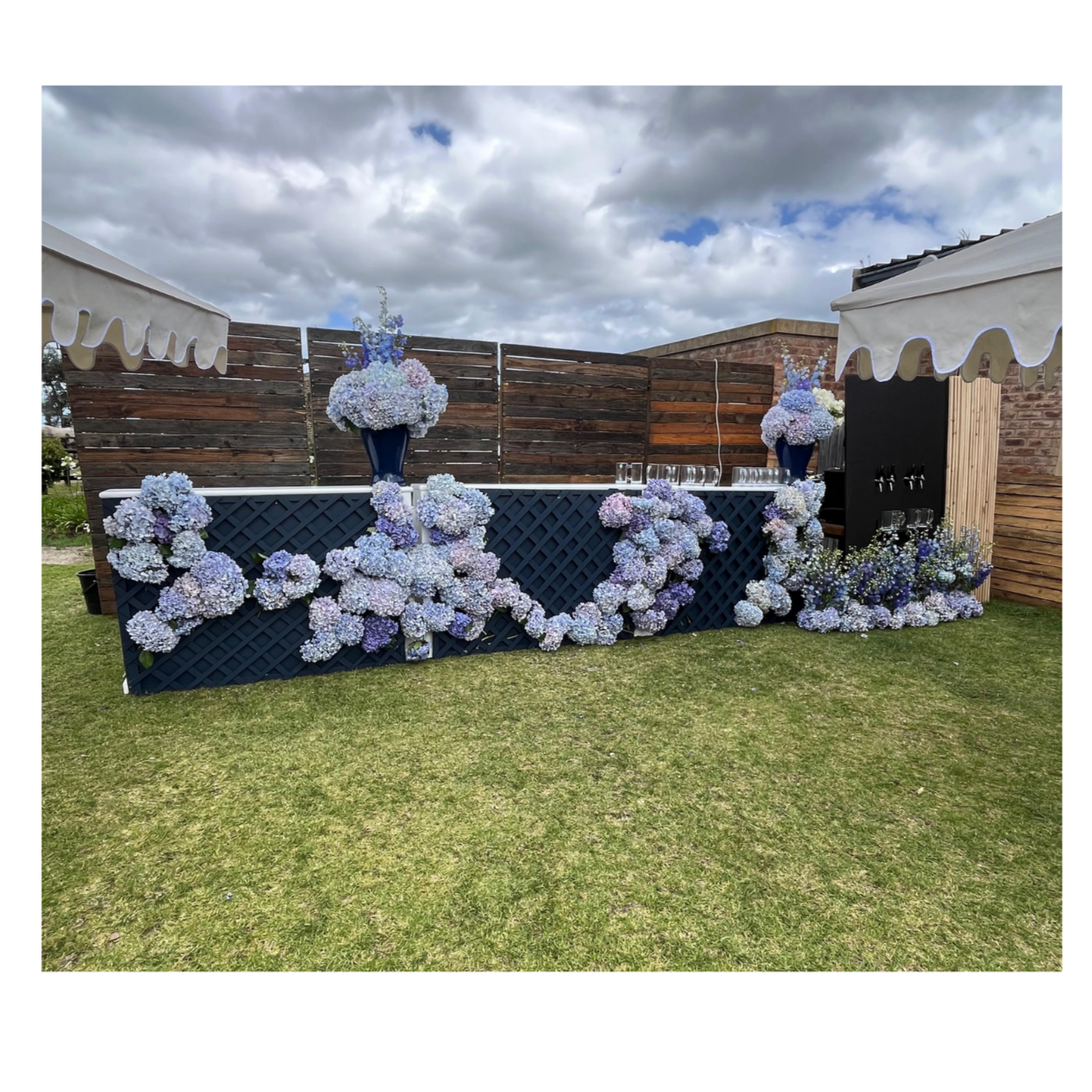 Custom modular bar counters with hydrangeas in multiple sizes for wedding and corporate event hire by Du Toit Events in Plettenberg Bay and the Garden Route
