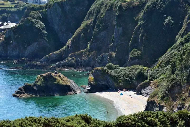 polstreath-hawaii.webp
