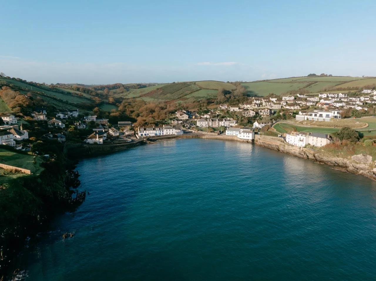 the_rising_sun_inn_portmellon_near_mevagissey_view-of_the_cove.jpg