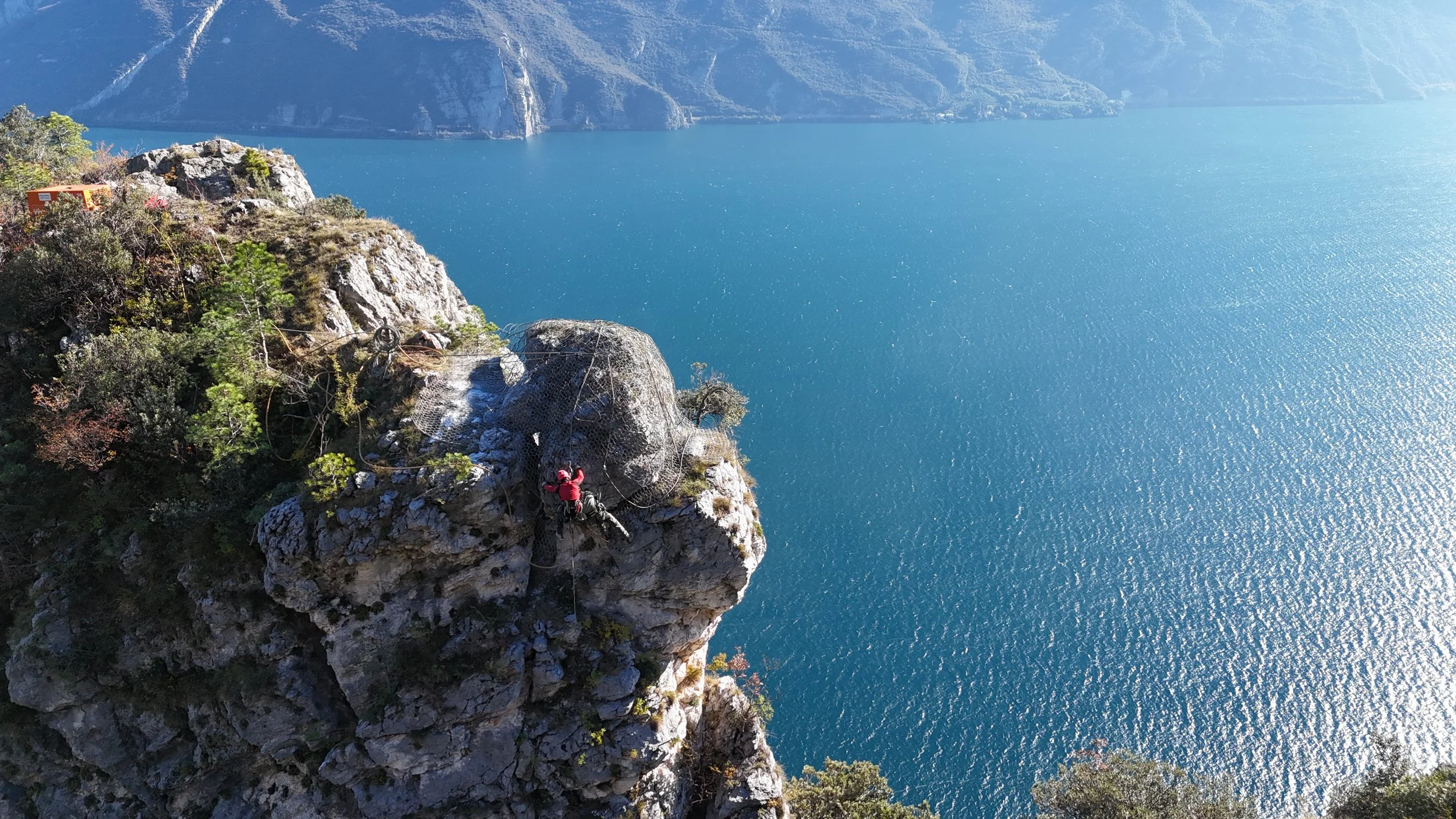 Messa in sicurezza parete lago di Garda