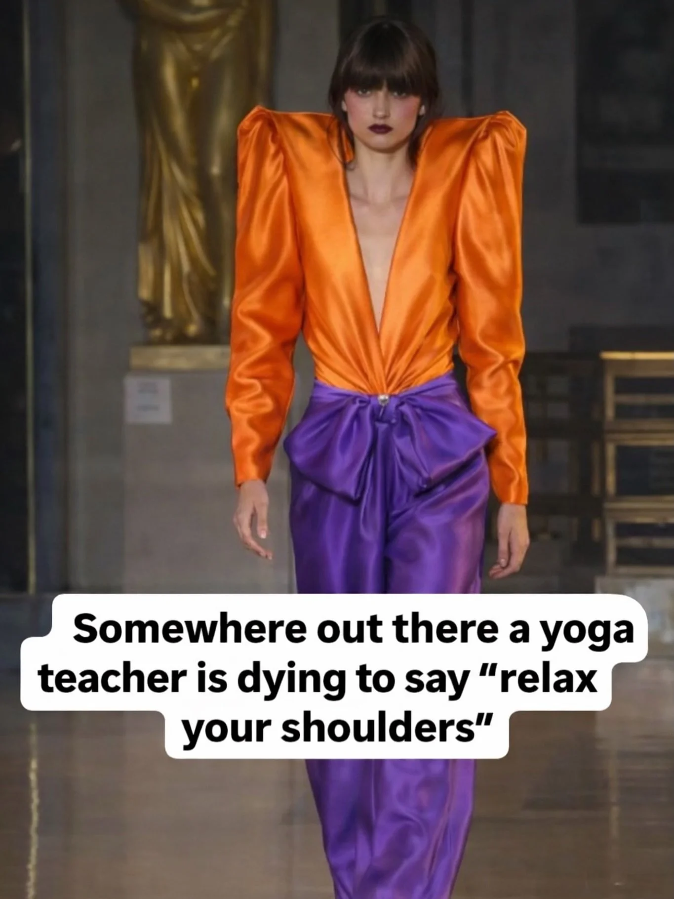 Dear yogis, 
Drop those shoulders ❤️