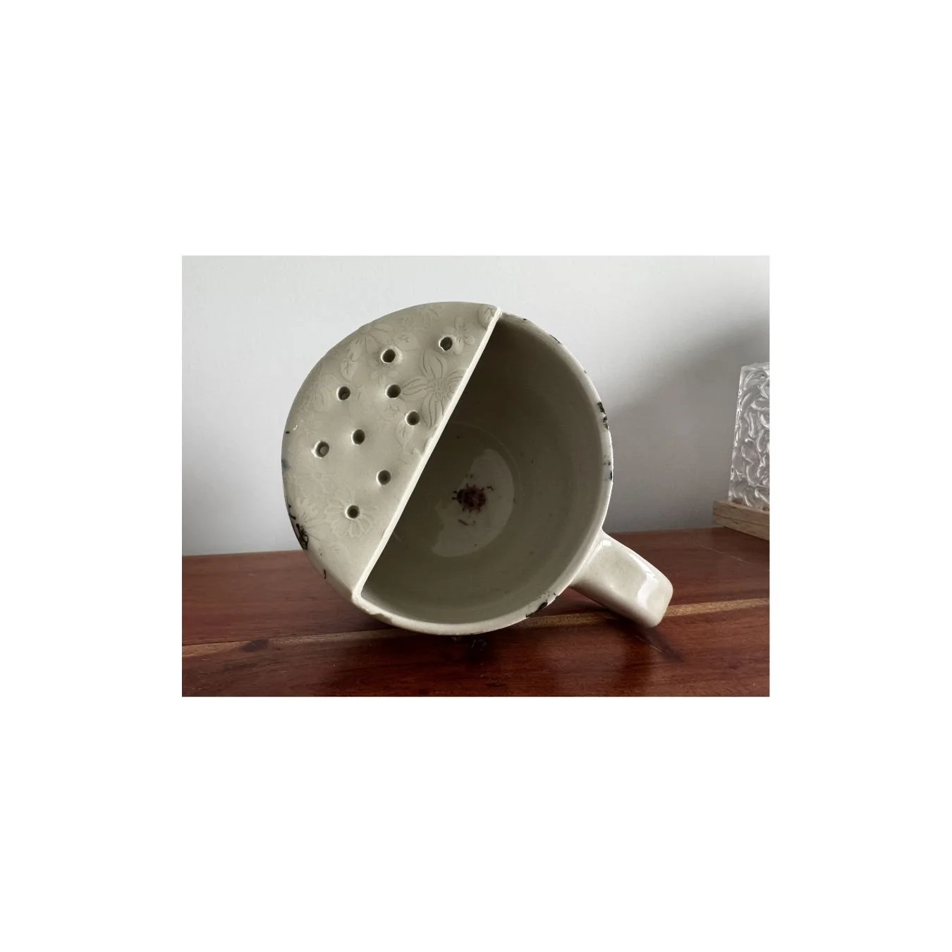 berry bowl strainer.jpg