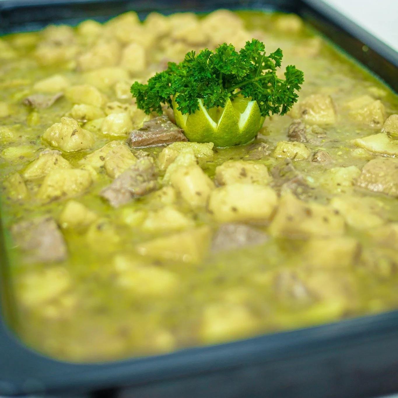 Notre buffet, pr&eacute;parez par notre chef vous attend tous les jours. Venez profiter des recettes savoureuses, pr&eacute;par&eacute;es dans les meilleures conditions.

📍 26, route du Golf | Square G. A. Forrest/Avenue Kasavubu
📲 +243 823 333 599