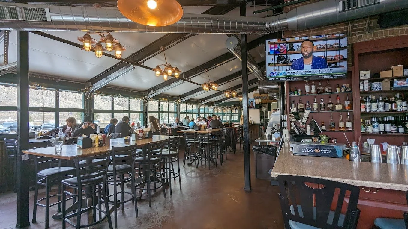 BoathouseCantina.jpg