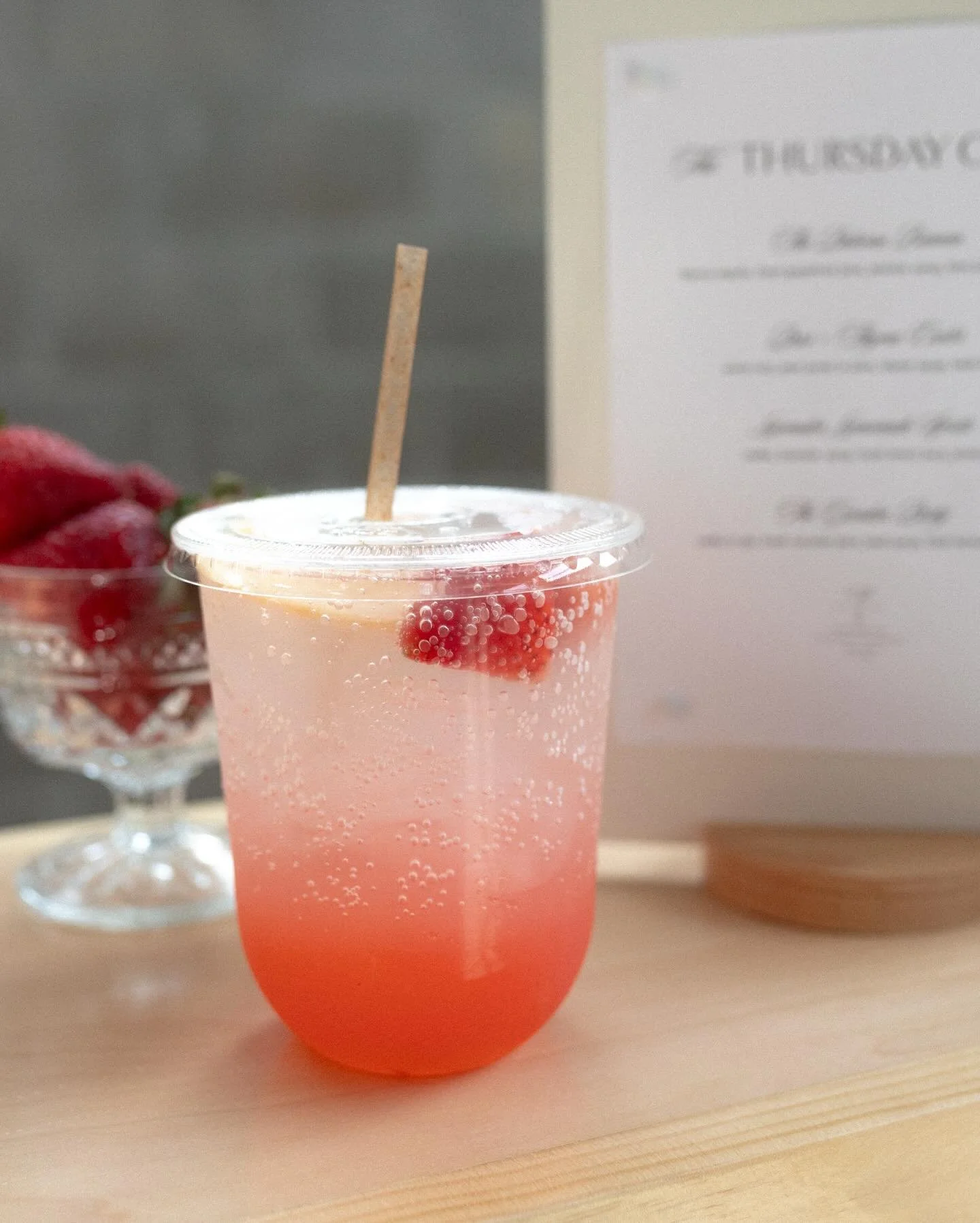 Come get your hand-squeezed lemonade @curio_______  this Sunday July 13 from 11-3🍋 It&rsquo;s gonna be the perrrrfect summer day to shop local vendors with a cool sip in your hand! 

MENU

16oz hand-squeezed lemonade with house-made simple syrups ga