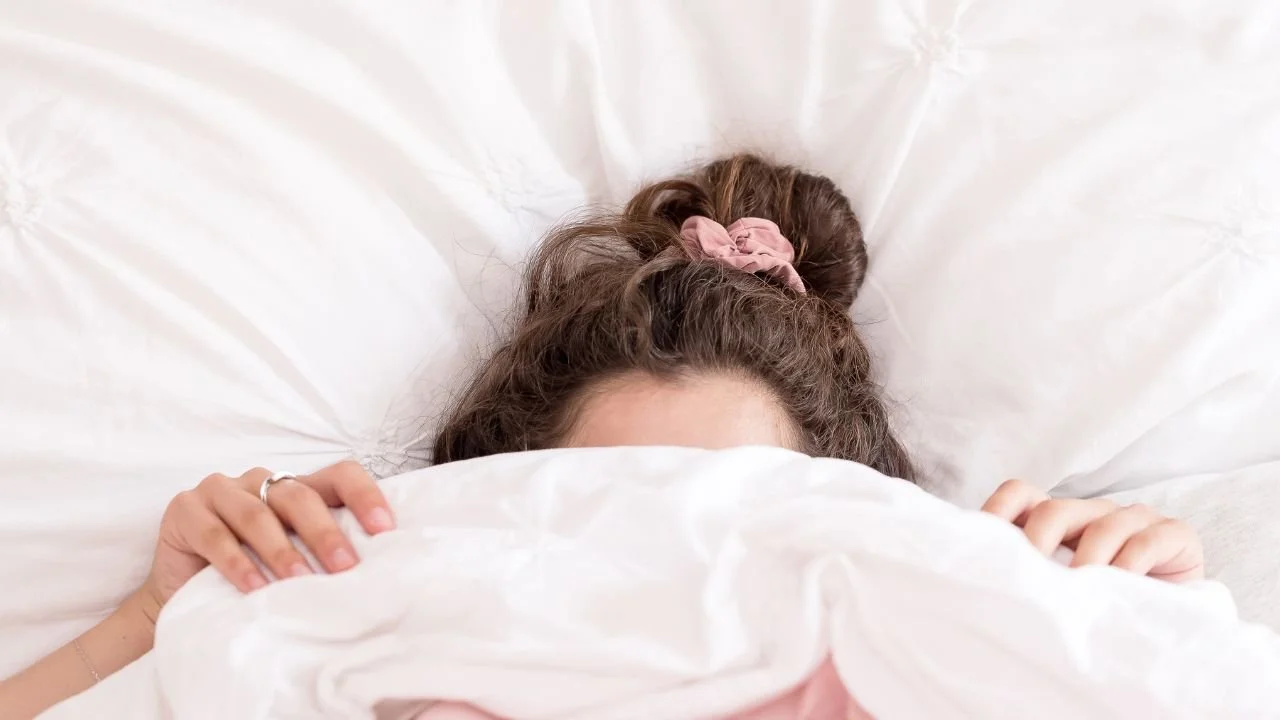 Sleep Problems in Midlife: Why Women Over 40 Still Struggle — Even When They Know What to Do