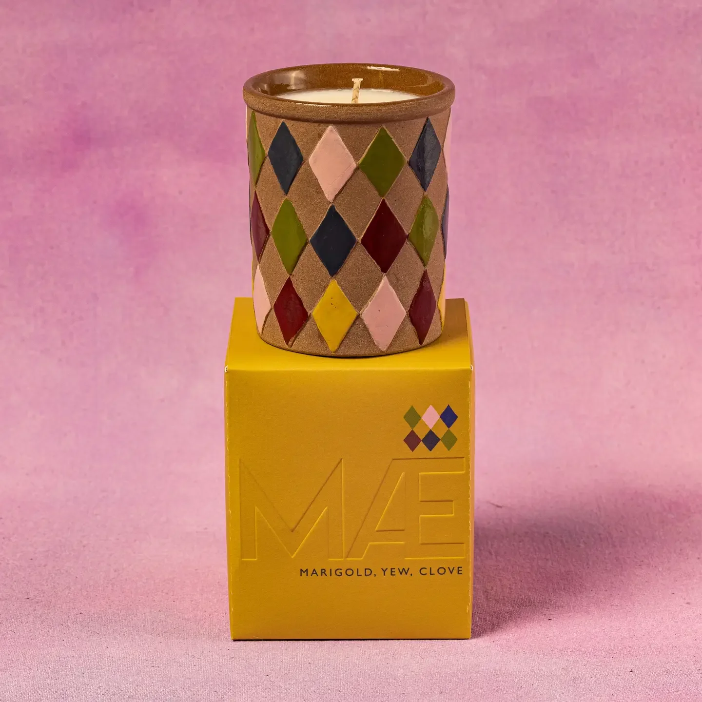 Good Candle - Yellow : Diamond - Marigold Clove 2.webp