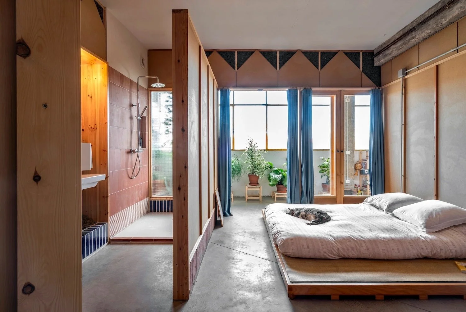 Prewtty small 4.jpeg