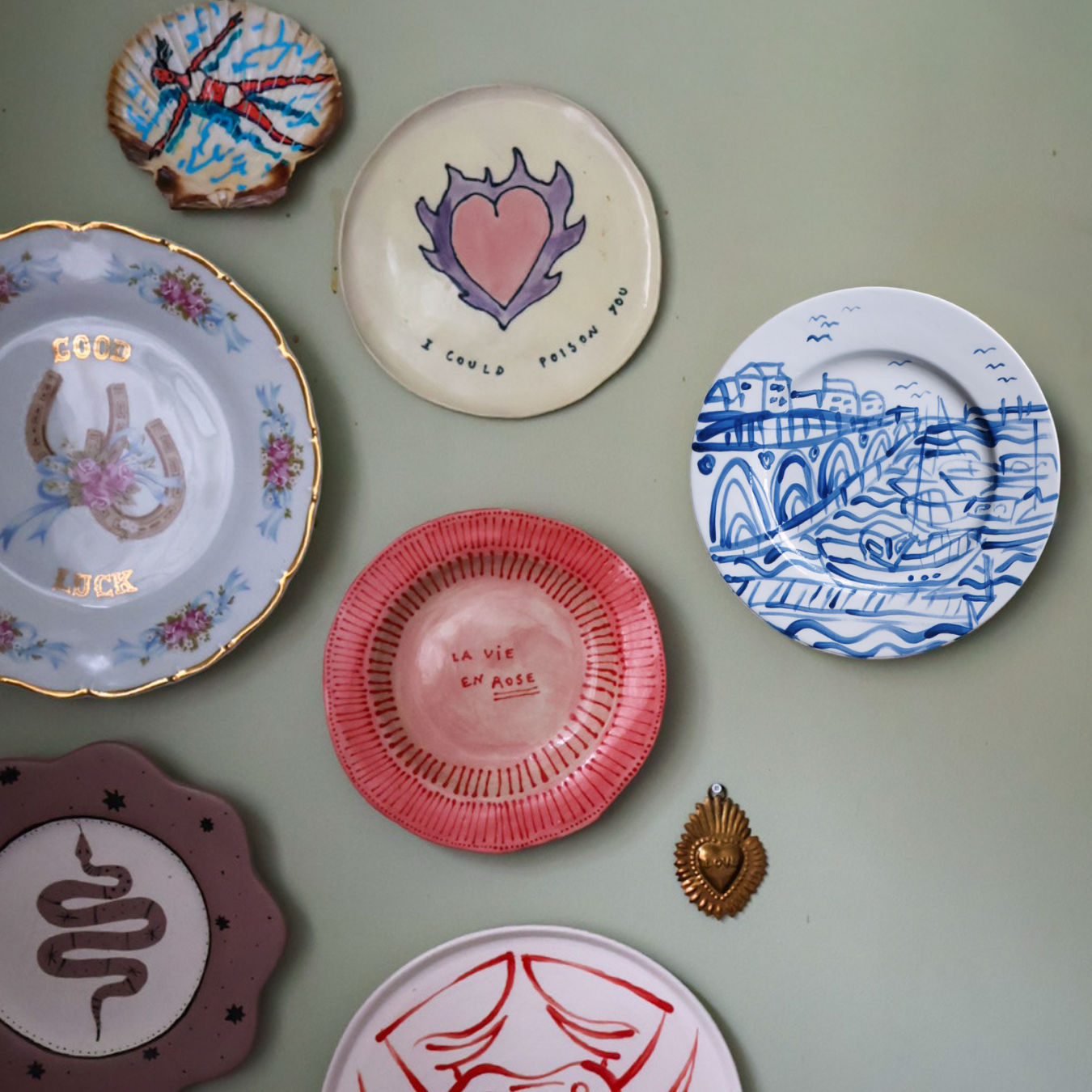Our-Curated-Abode-Megan-Metcalf-Harbour-Plate-Lifestyle-Wall.png