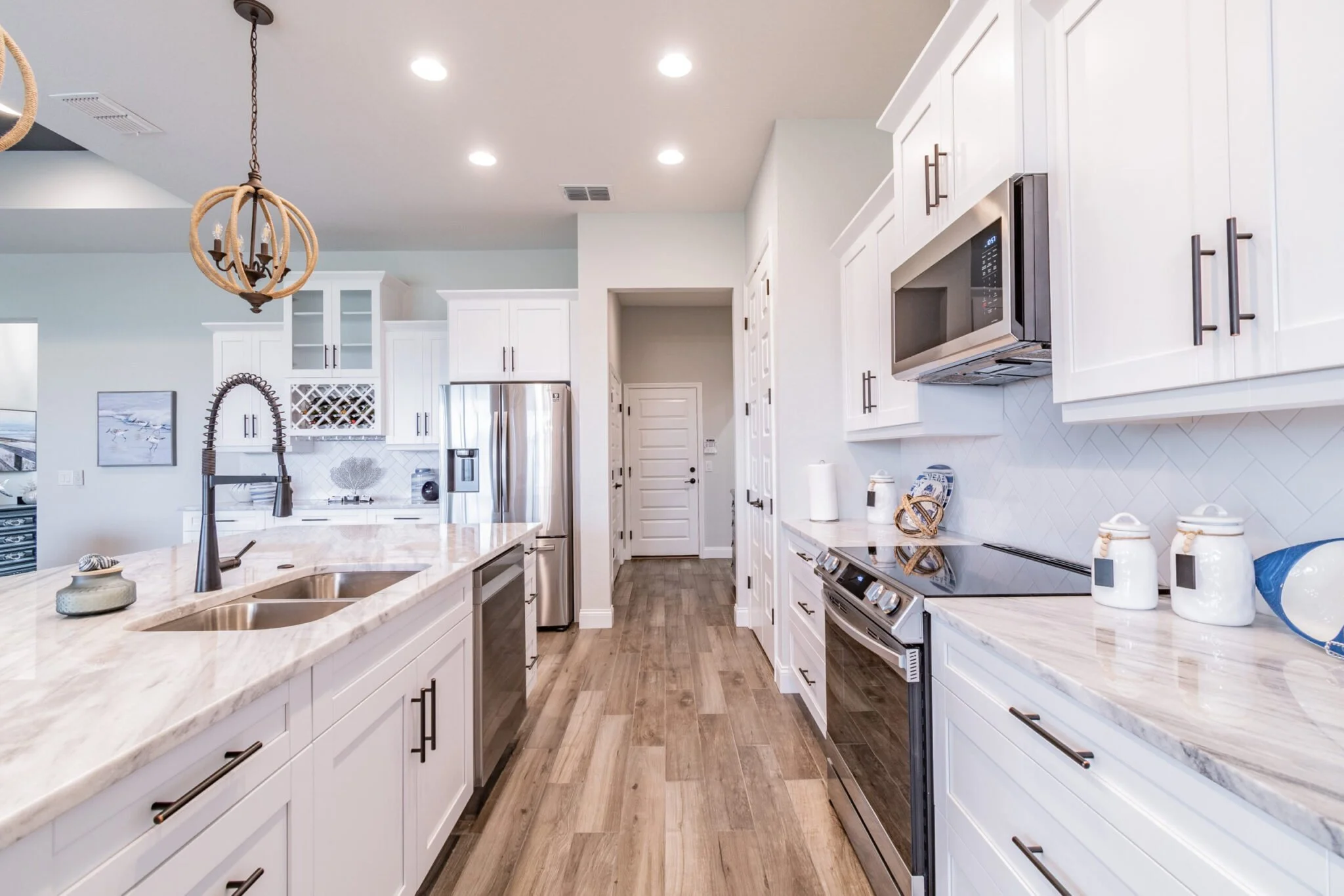 Modern Kitchen Remodel by J & Y Cabinets — Project 1 project photo 2