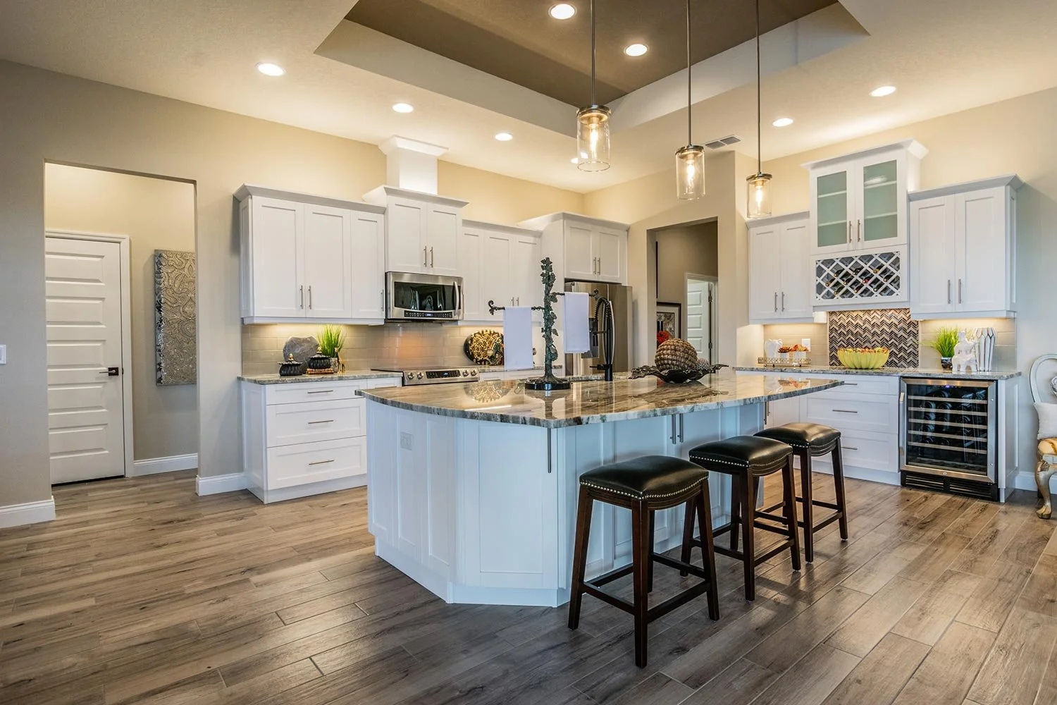 Modern Kitchen Remodel by J & Y Cabinets — Project 1 project photo