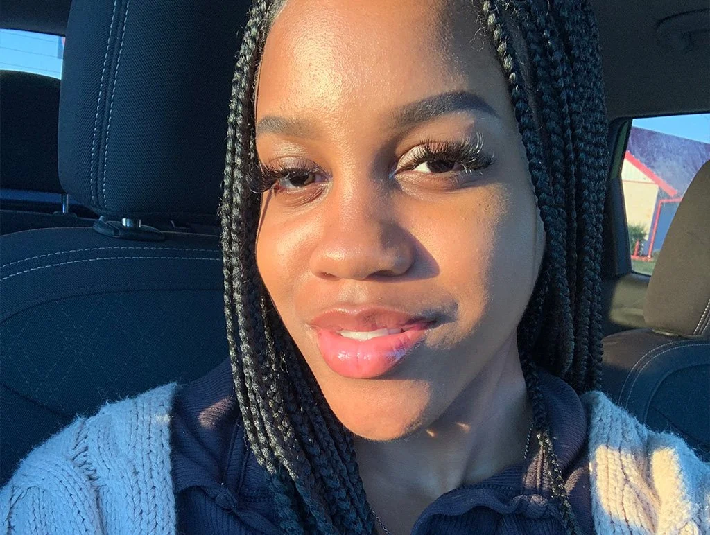 Image of black female student