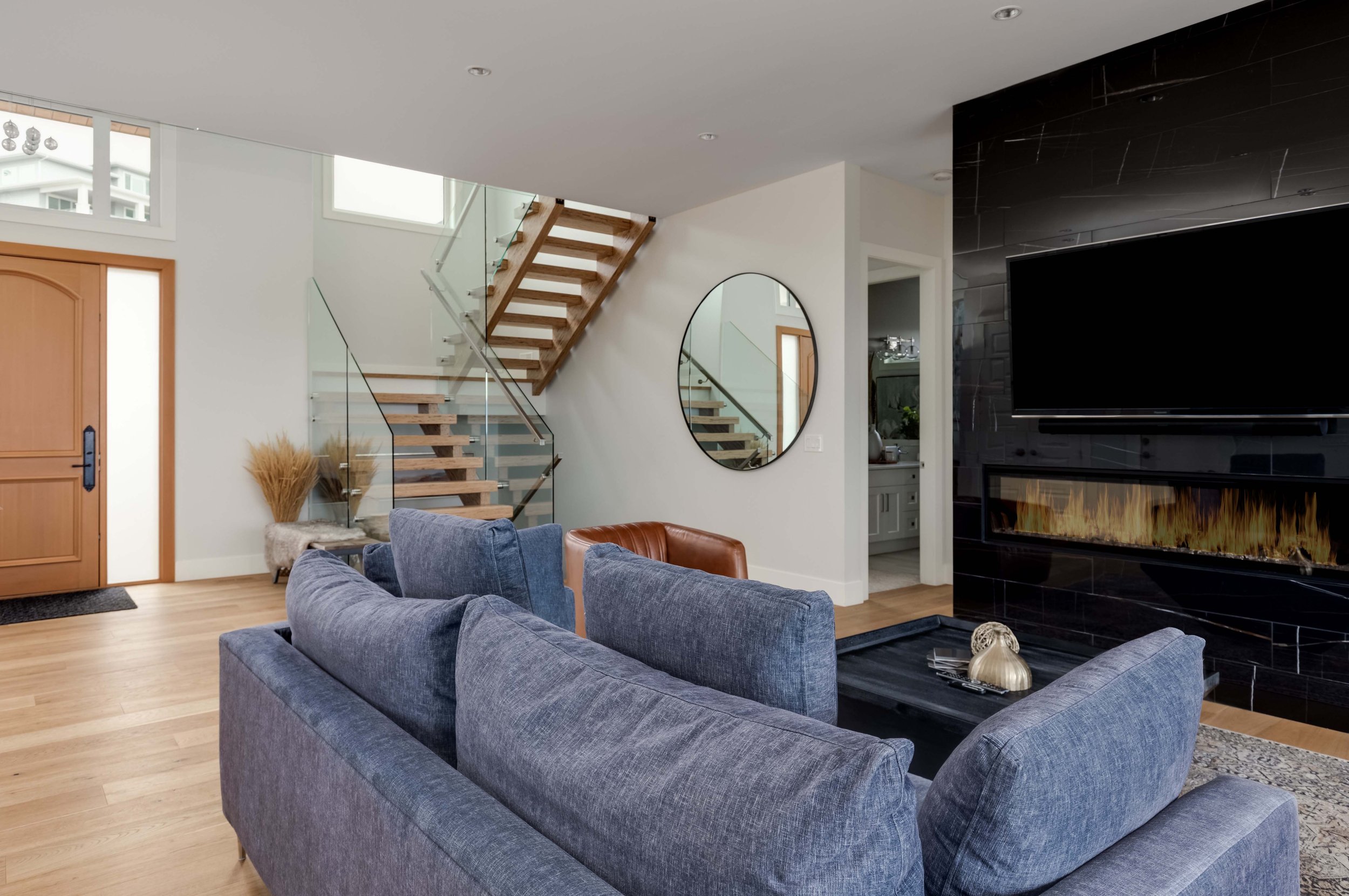 980LedgeviewCrtKelowna(Roam)---0606.jpg