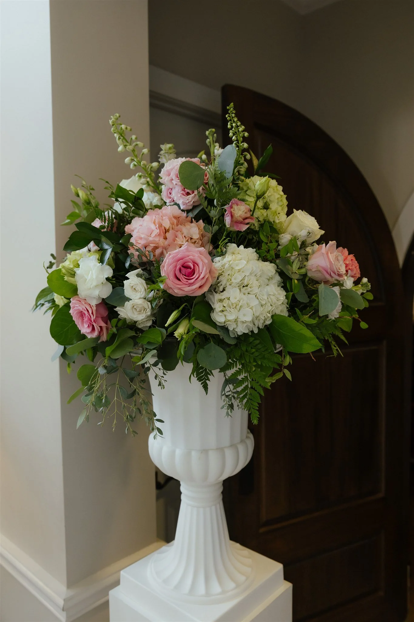 dfwweddingphotographer_kinleyrophoto_windsorvenue_aguilar-914 (1).jpg