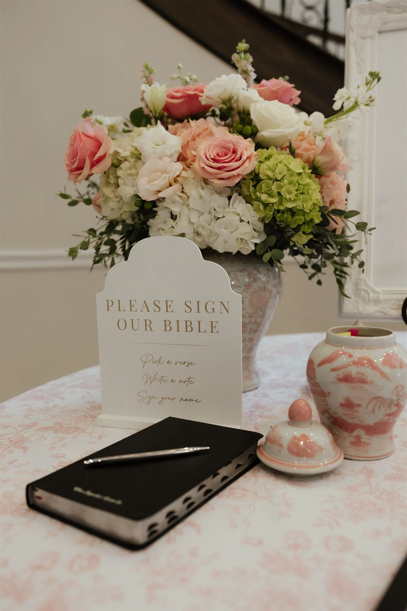 dfwweddingphotographer_kinleyrophoto_windsorvenue_aguilar-915 (1).jpg