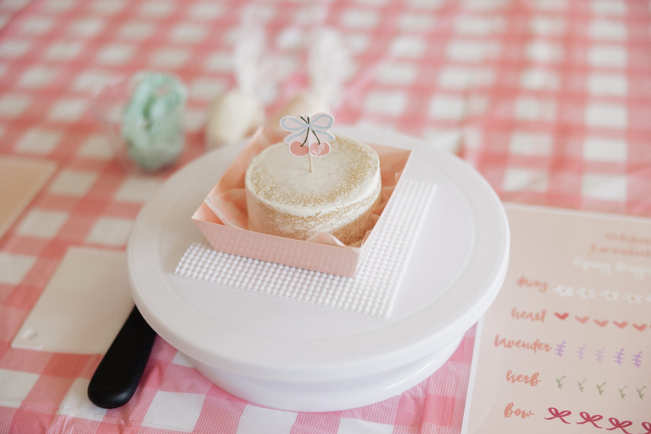 4/6/25 - Whisk + Lavender Bento Decorating Class