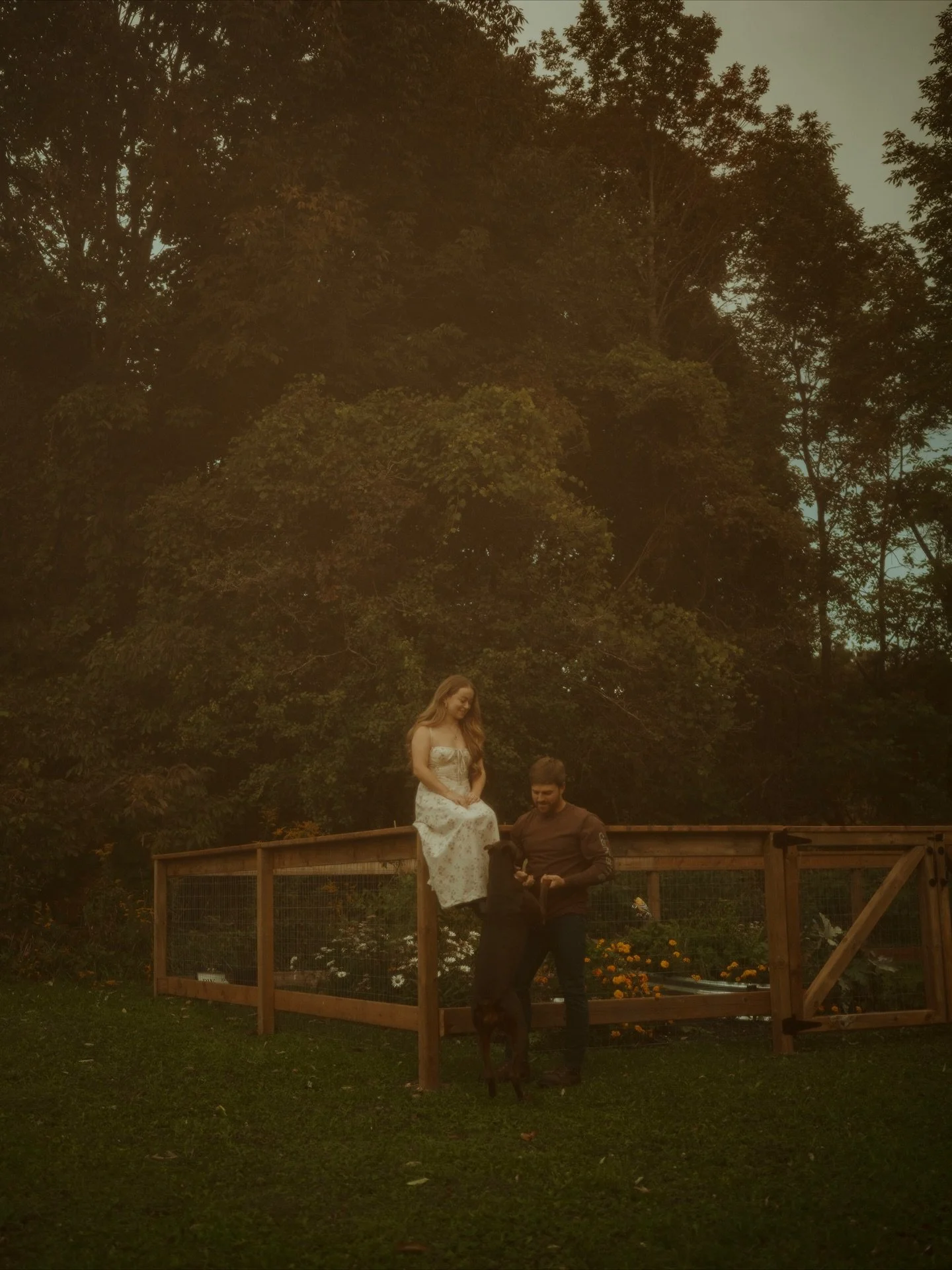 Planting roots in a place of our own🏡

Huge thank you to @heathermcgee.realestate for finding our dream spot