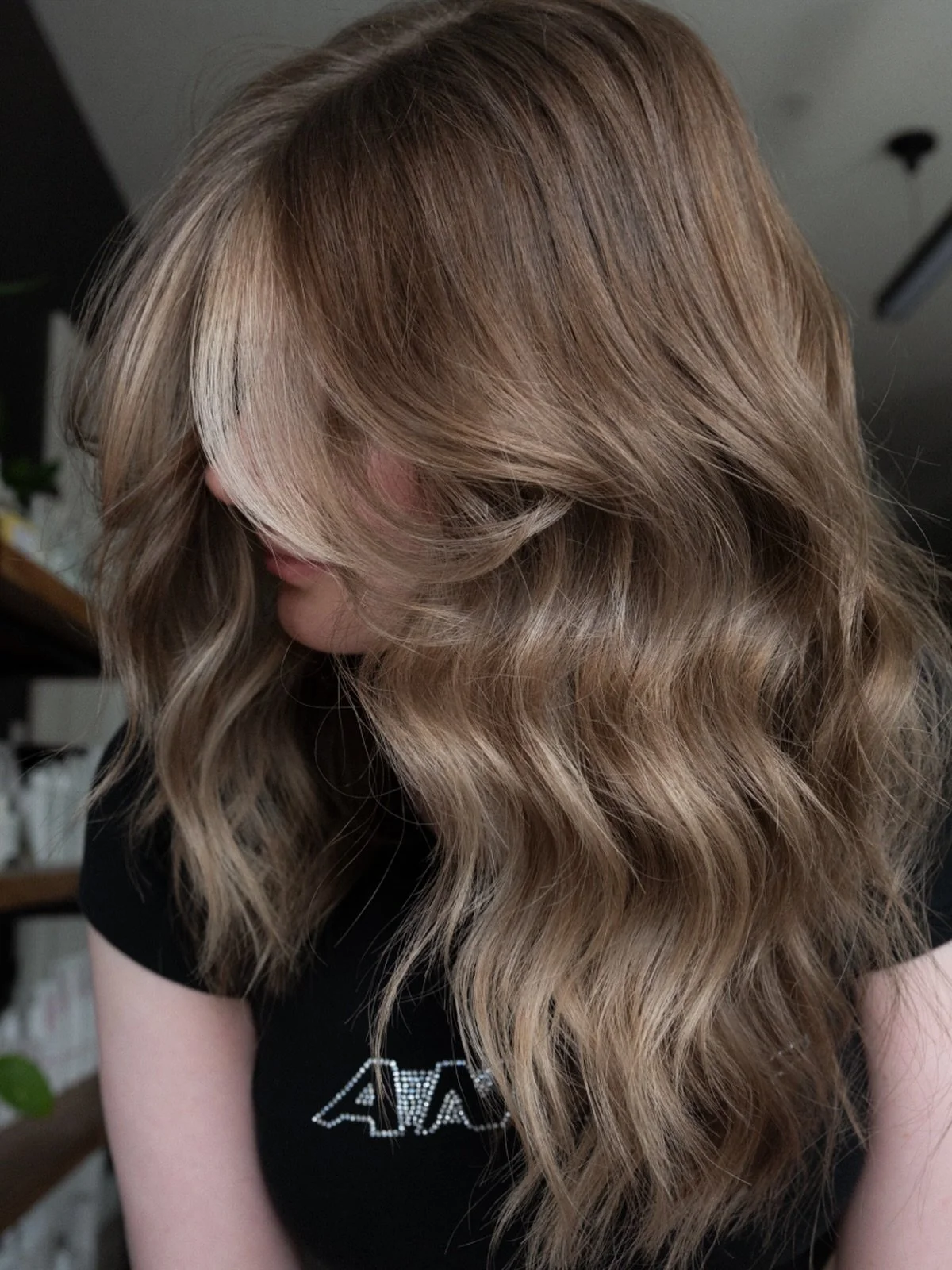 Dark blonde with just enough dimension to catch the light and keep things interesting. 

Done by adding depth to previously lightened hair. 

Hair by @hairbykarleen