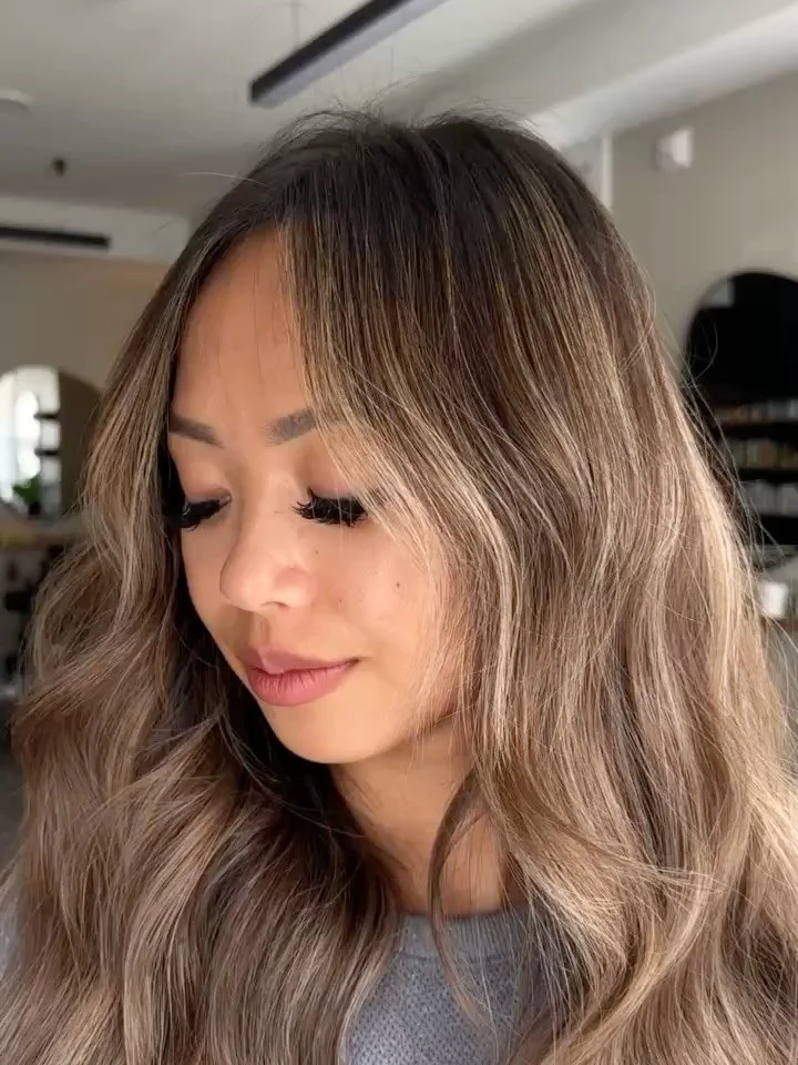 Some hair highlights from May 💐 💜 
@haircreationbybri 
@emmadidit.hair 
@stylistslayla
