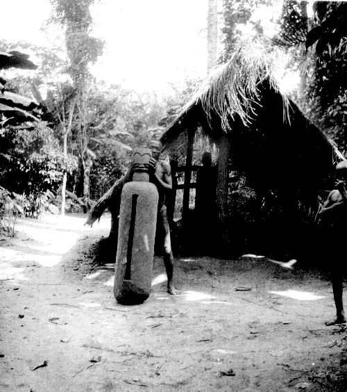 Ufie drum, Southern Ikwerri. 📸: G. I. Jones.
