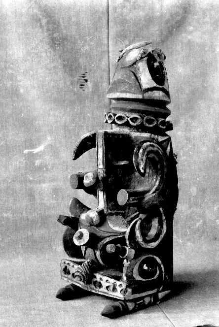 Ogbukele mask(Liverpool Museum)Ekpeya Igbo. 📸: G. I. Jones. 