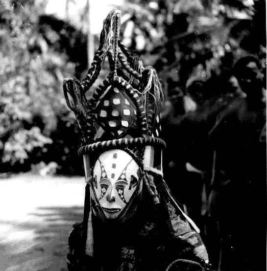 Mmau Masquerade, Amuda village, Isu Ochi. 📸: G. I. Jones.