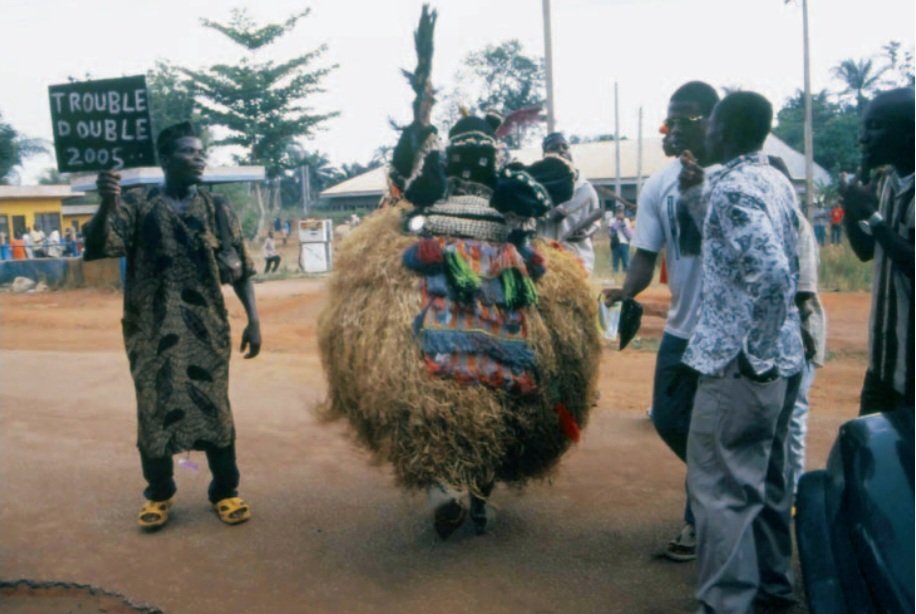 A prominent Uga masquerade known as “Dou-ble Trouble” underlying its prowess and dangerous capabilities. March 28, 2005 📸: Charles Gore