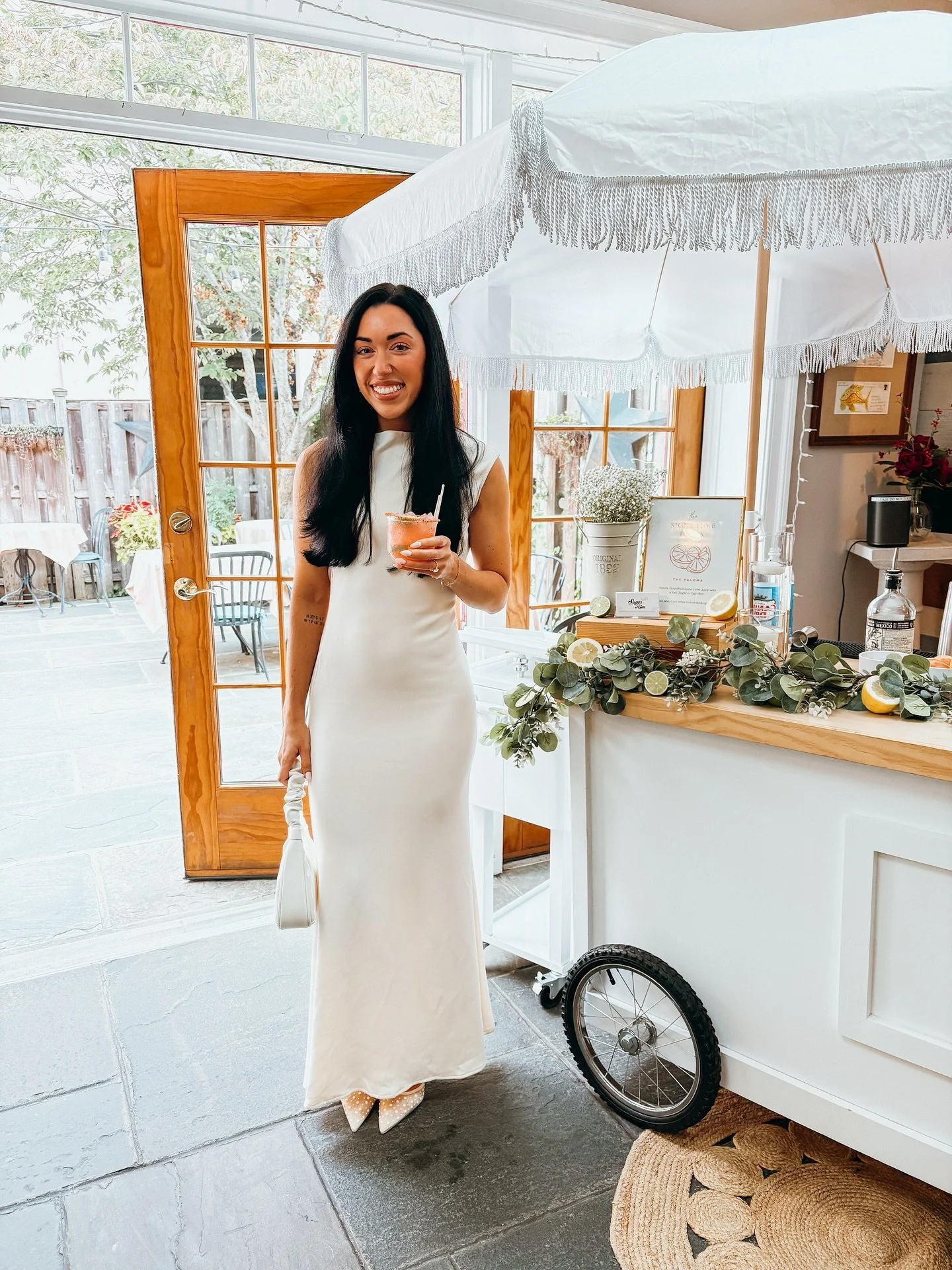 She’s fresh off the market 🌷🍋💍🧺
We had the sweetest time celebrating Stephanie’s bridal shower with custom cocktails & all the pretty details 🥂
NJ Mobile Bar | NY Mobile Bar | PA Mobile Bar | New Jersey | Monmouth County | Merc