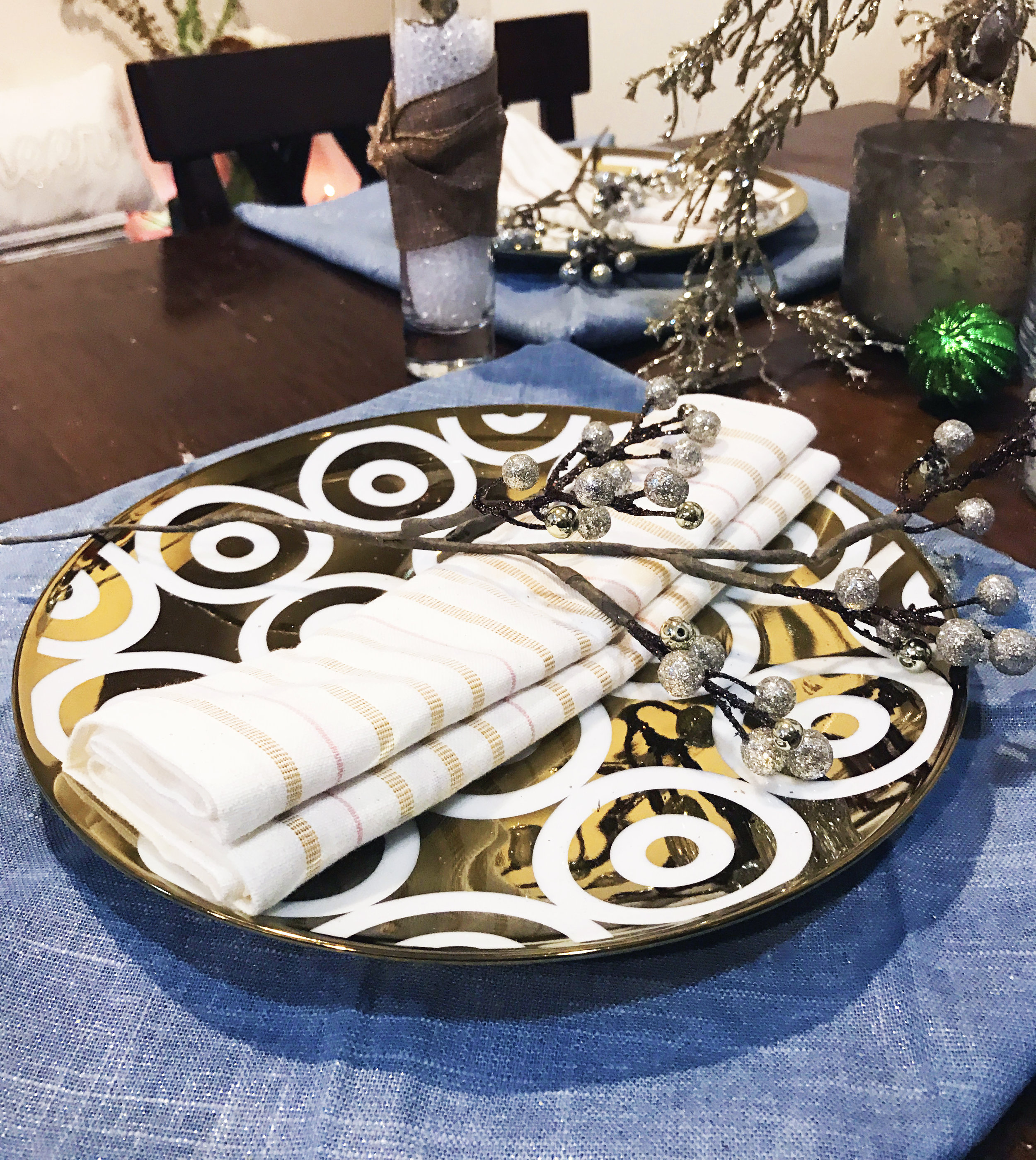 Dining table close up 1.jpg