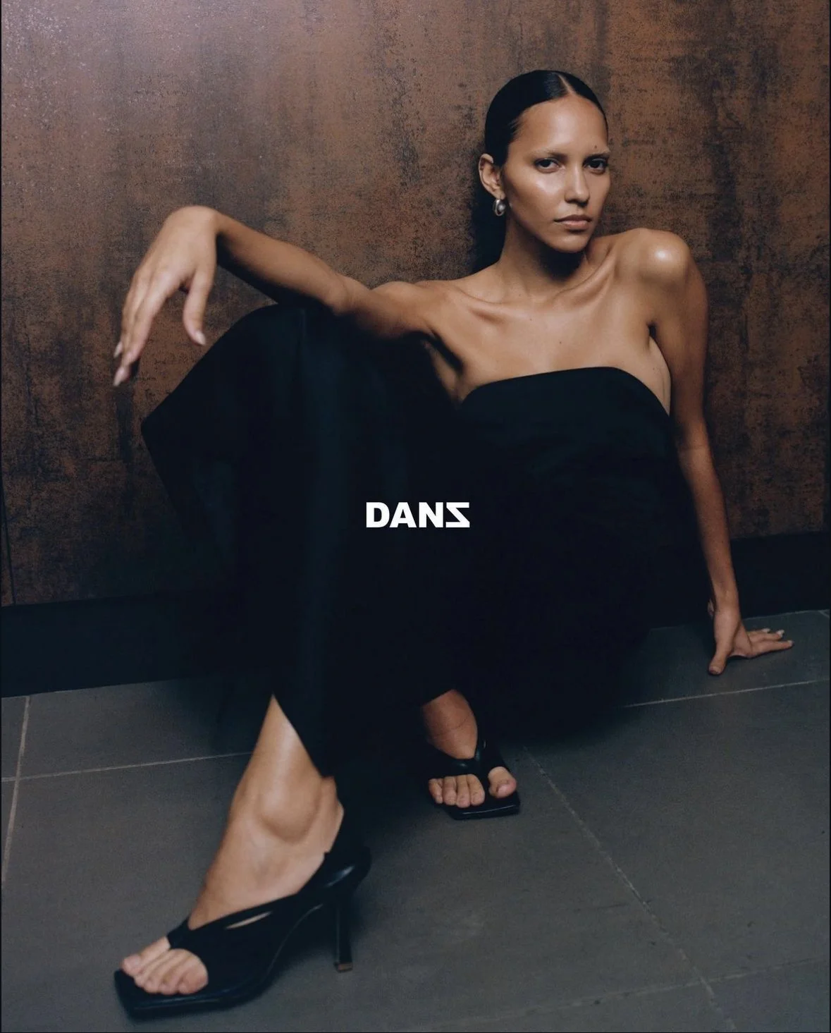 Assistant for @melreneestyles