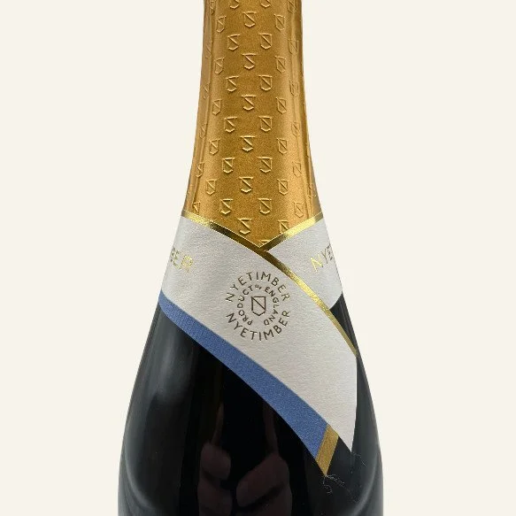 nyetimber-classic-cuvee-neck-yellow