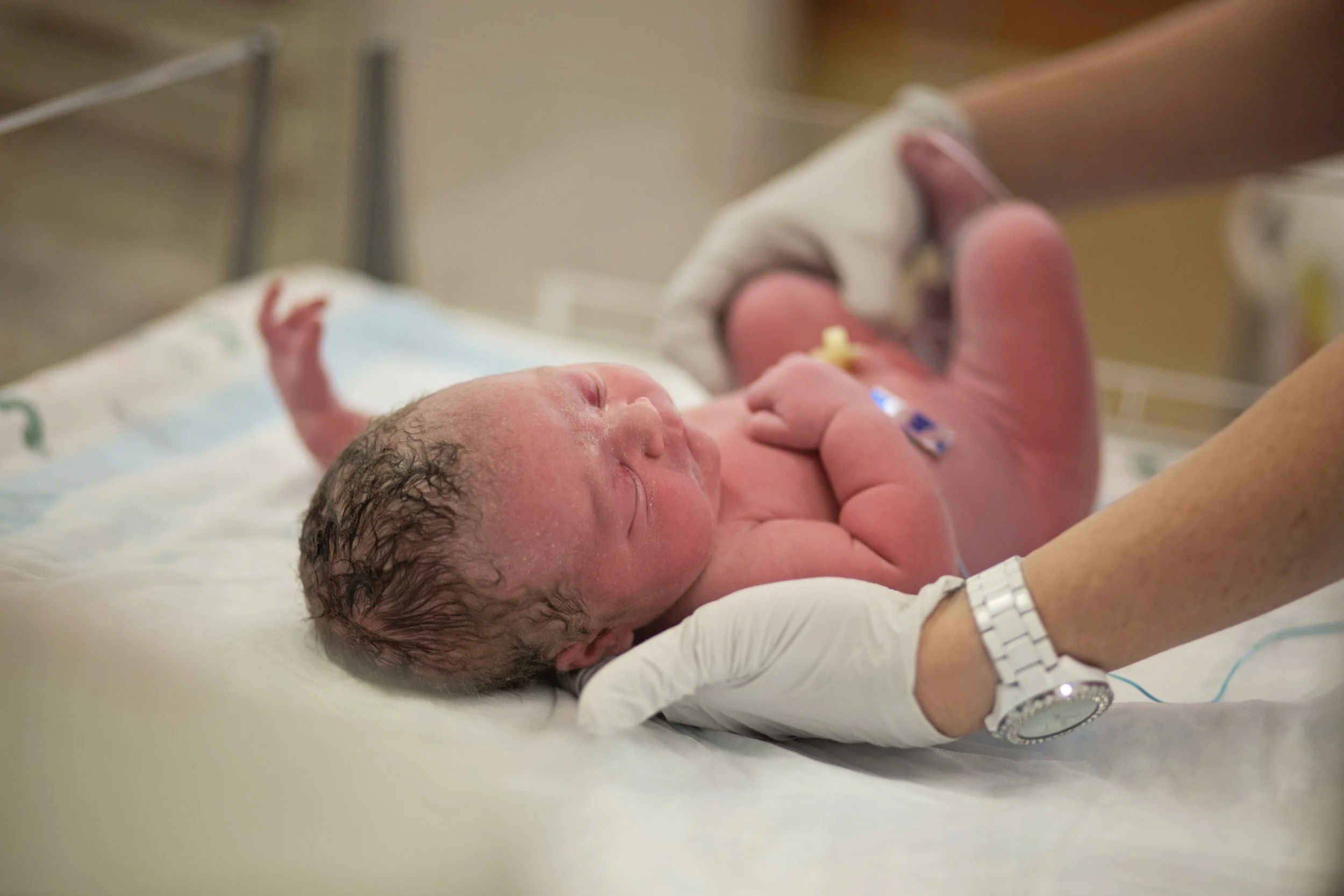 St. George birth photographer, Birth photography Southern Utah, Documentary birth photographer in St. George, Home birth photography St. George Utah, Hospital birth photography Southern Utah, Unposed birth photography St. George