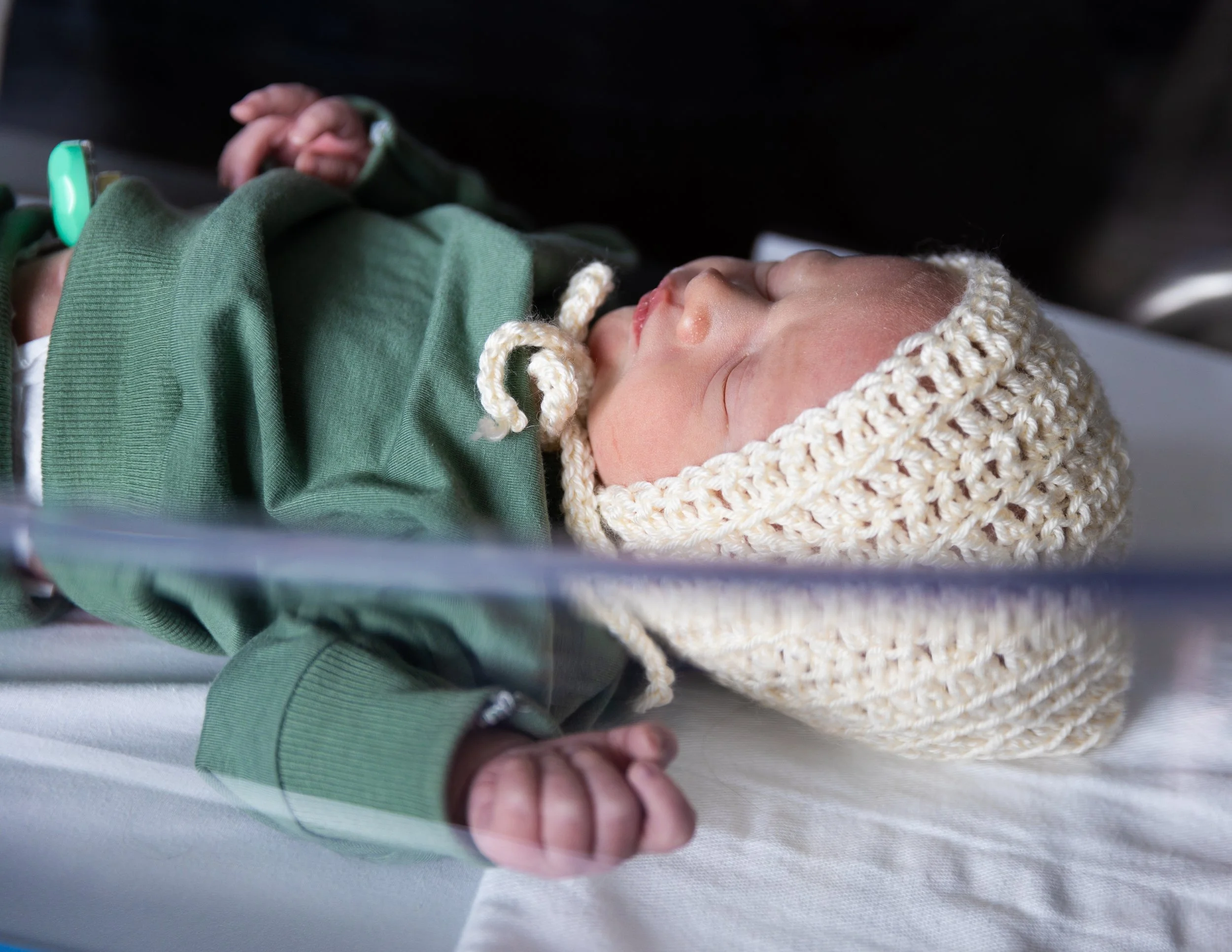 Newborn photographer in St. George Utah, St. George lifestyle newborn photography, In-home newborn session Southern Utah, Best newborn photographer St. George, Natural light newborn photographer in Utah, Affordable newborn photo session St. George
