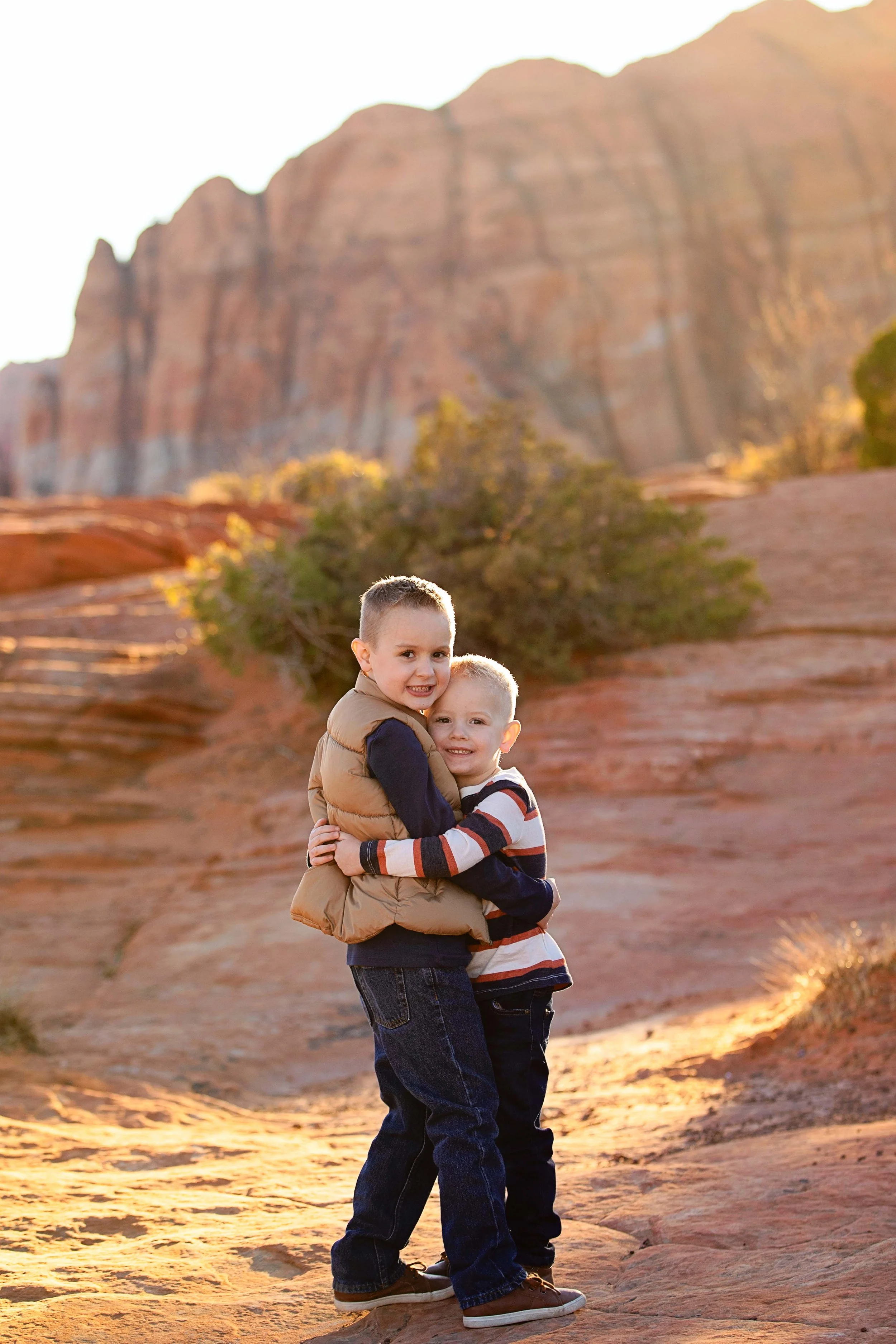 Dreamy children’s photography in Southern Utah, Magical childhood photos in the desert