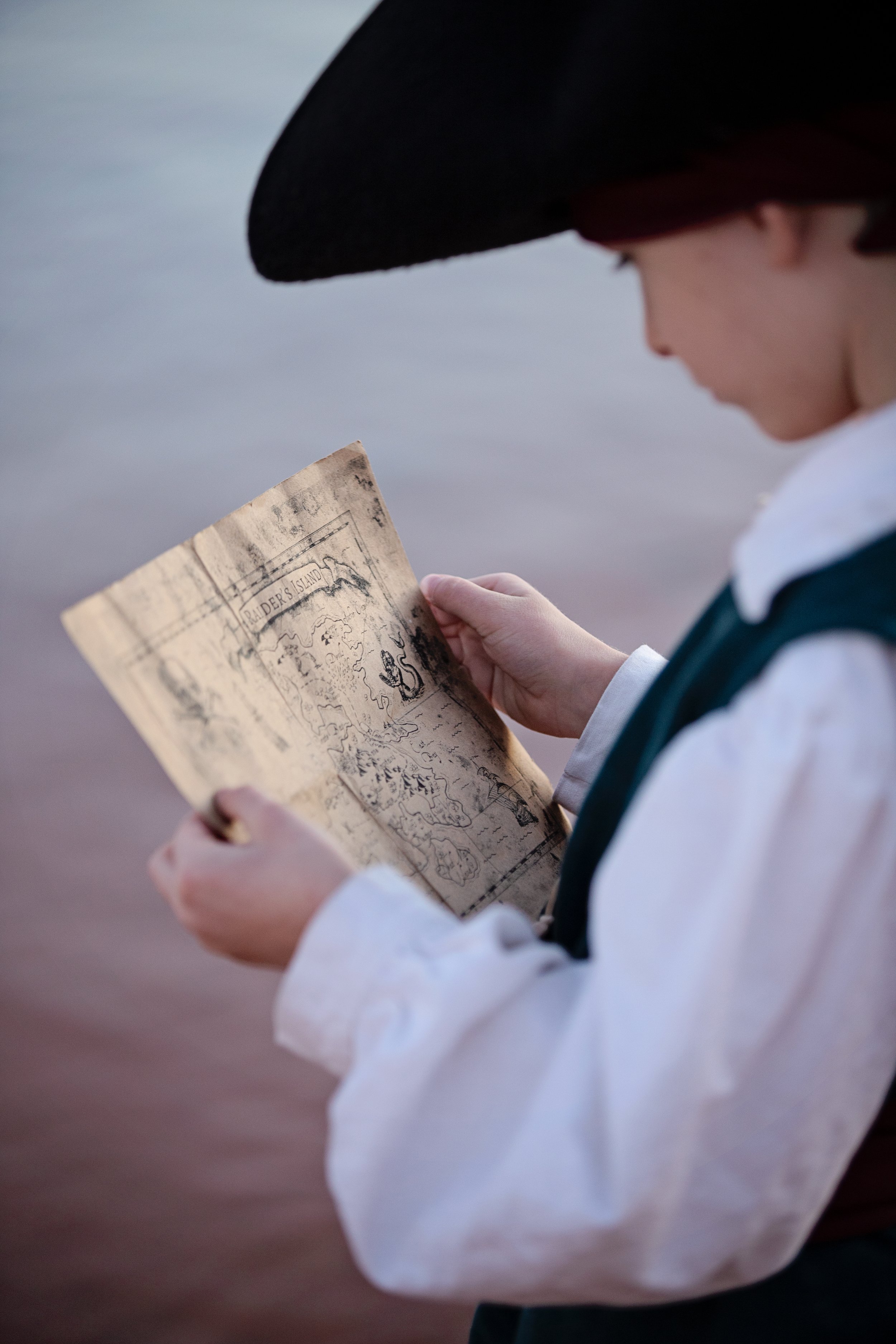 Best children's photographer in Utah - Sand Hollow reservoir - Southern Utah - Hurricane UT