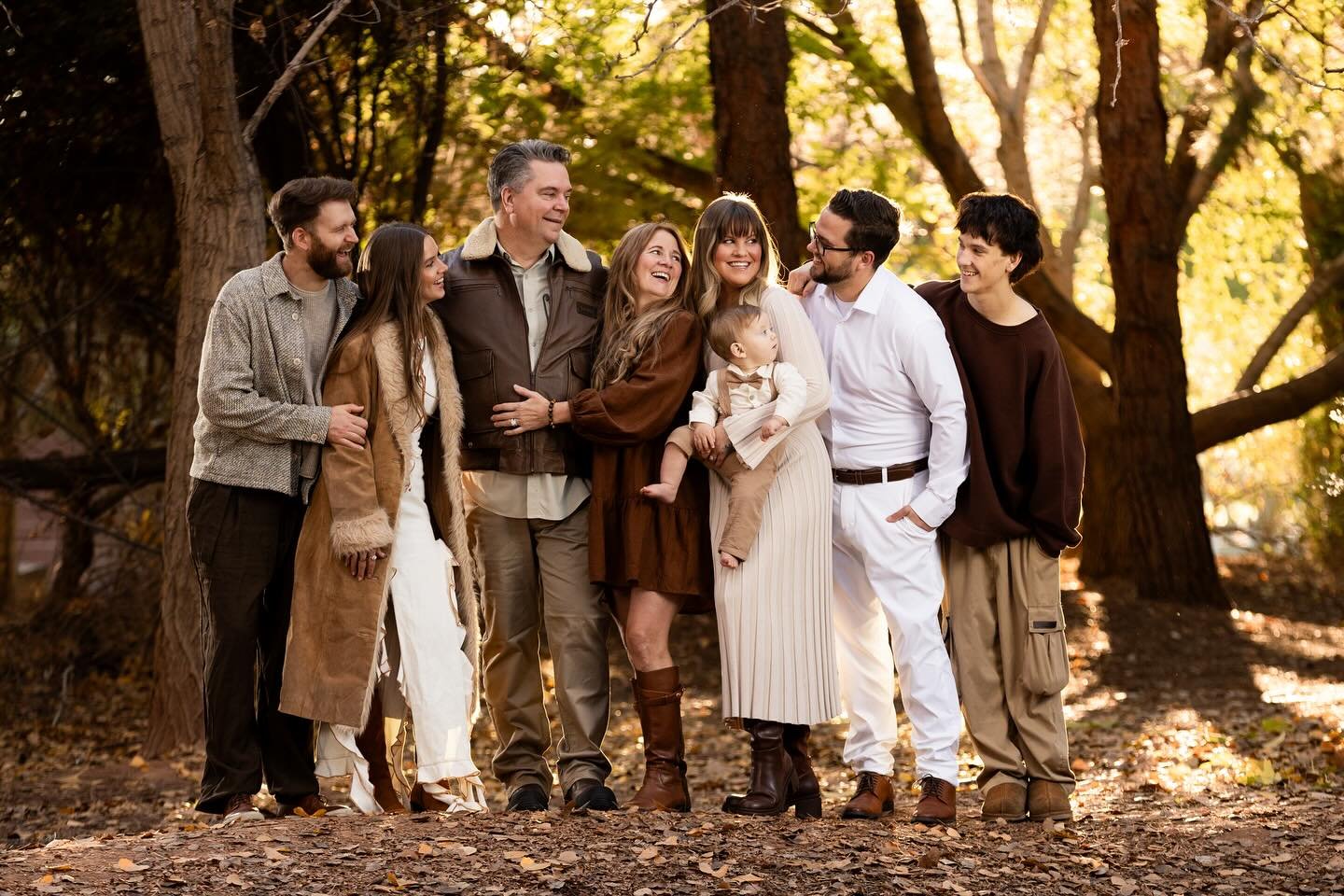 I love sweat candid moments like this!