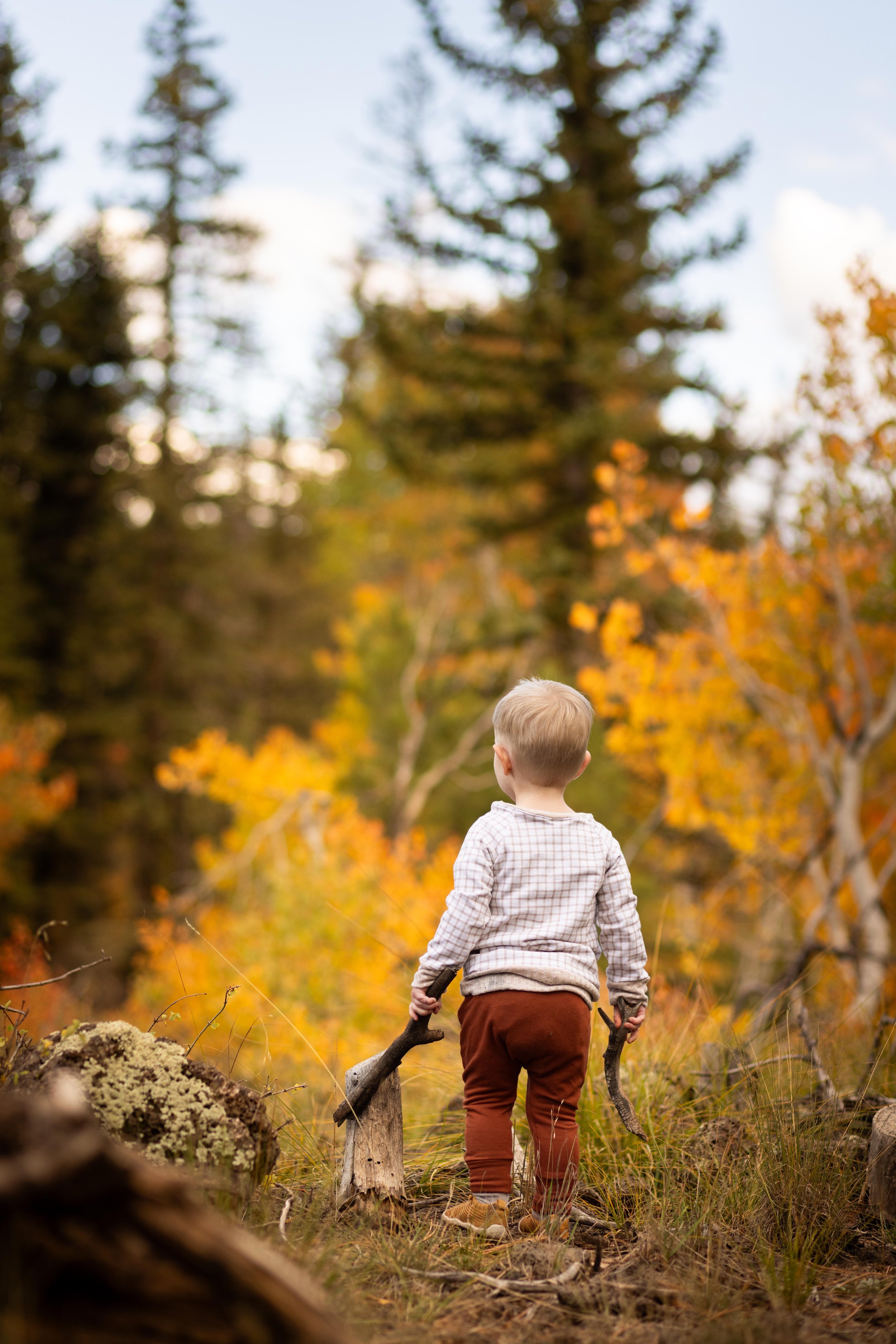 Find the Magic Photo Hunt — 50 prompts to capture the magic of Autumn