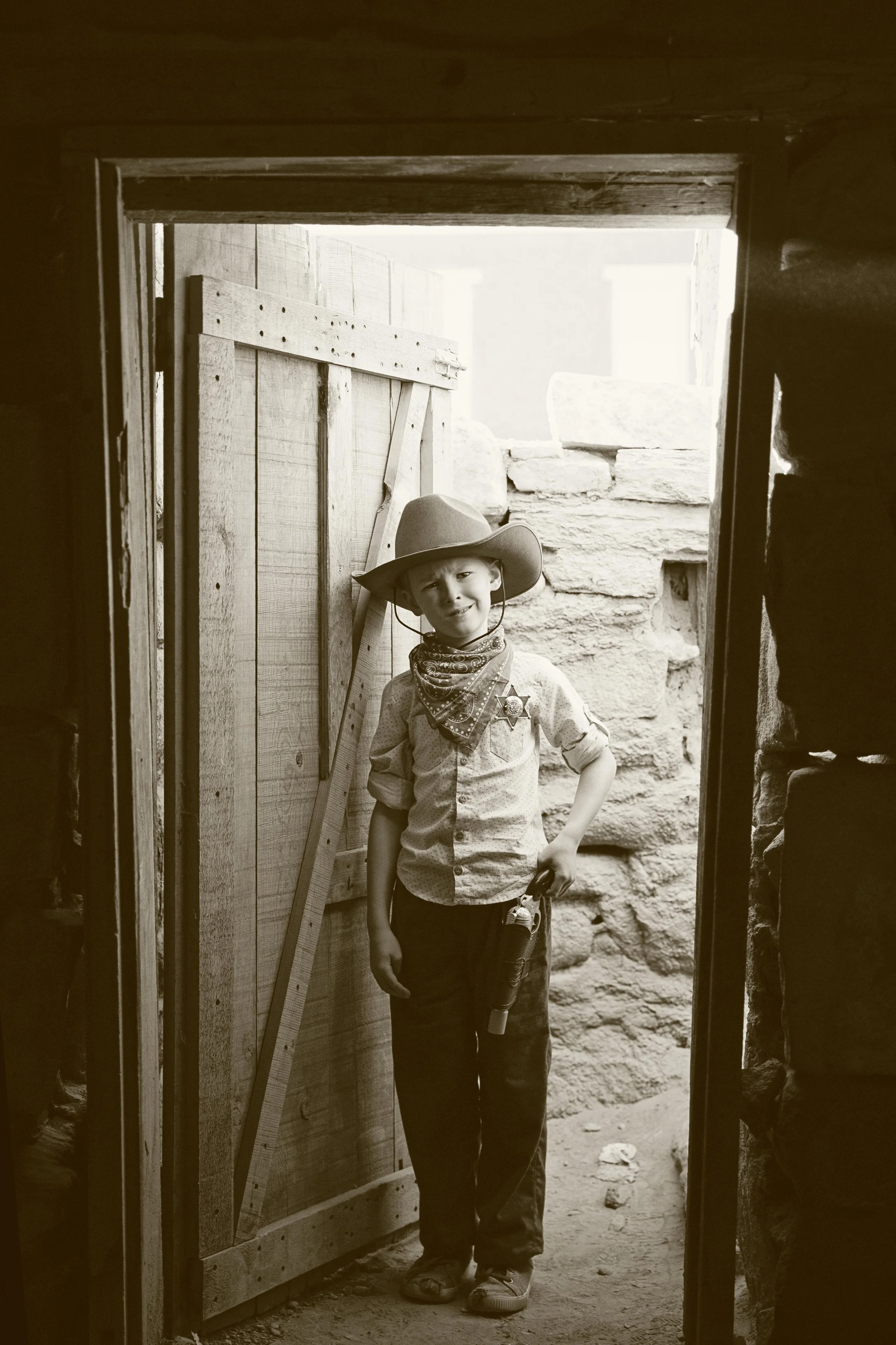 Dreamy children’s photography in Southern Utah, Magical childhood photos in the desert